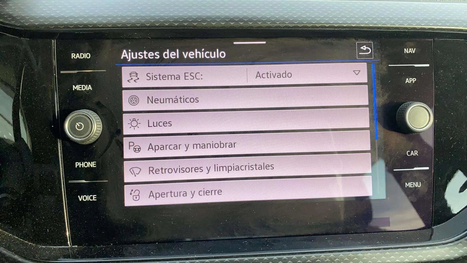 Volkswagen T-Cross Advance 1.0 TSI DSG - foto 31
