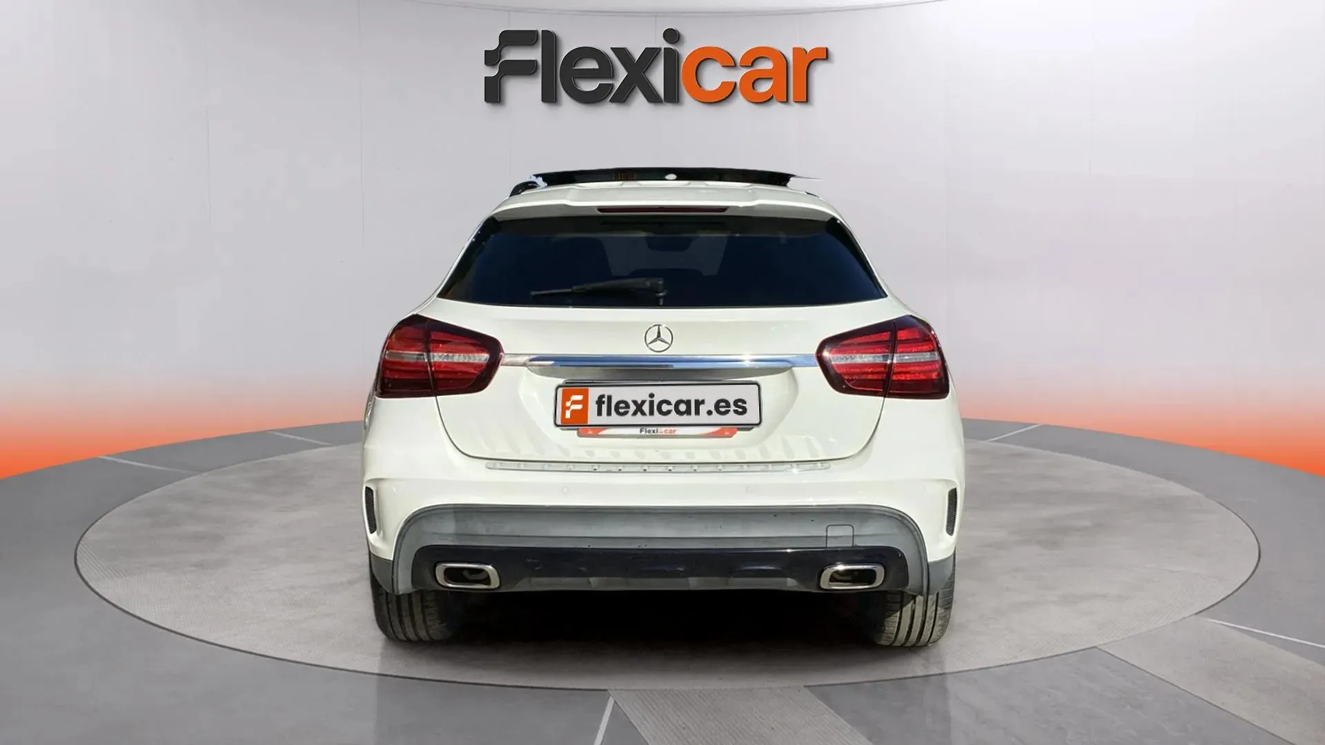 Mercedes-Benz GLA 220 d 4MATIC AMG Line - foto 4
