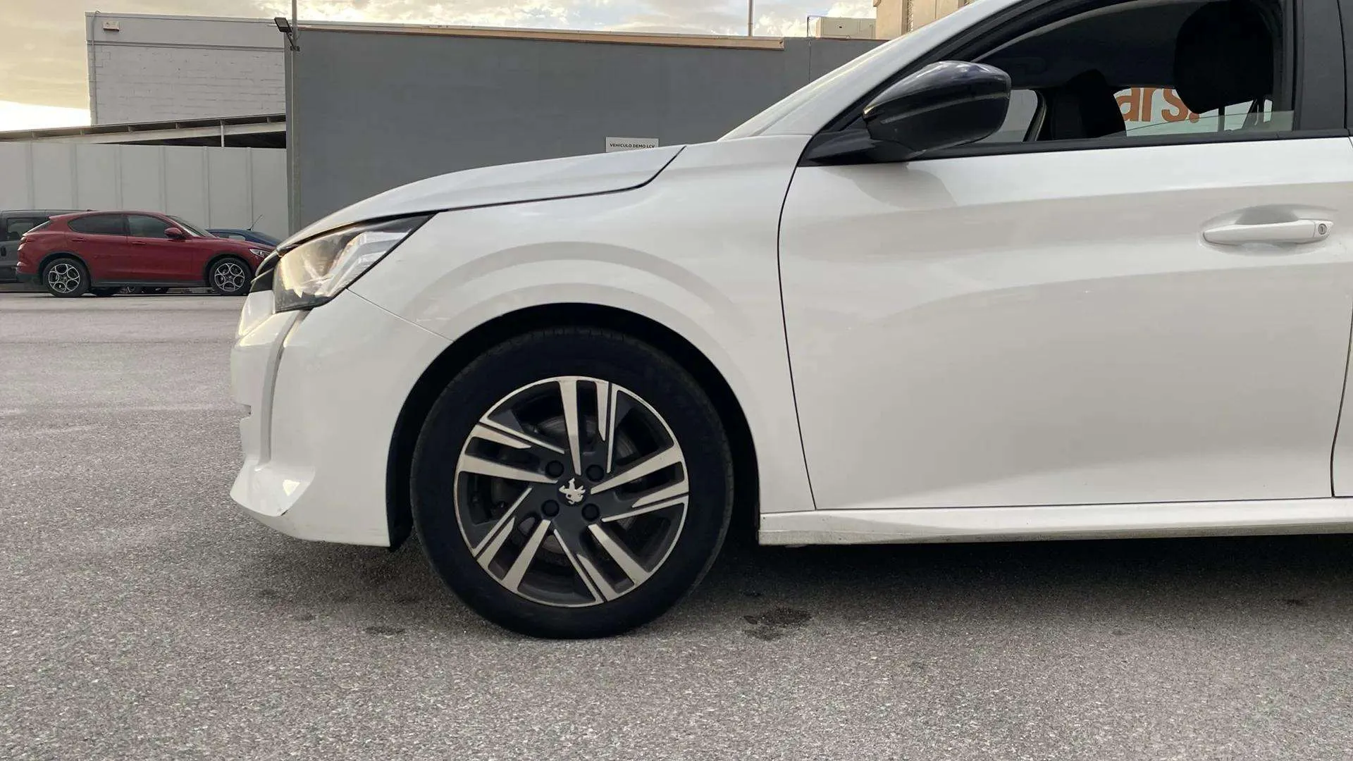 Peugeot 208 PureTech Allure - foto 14