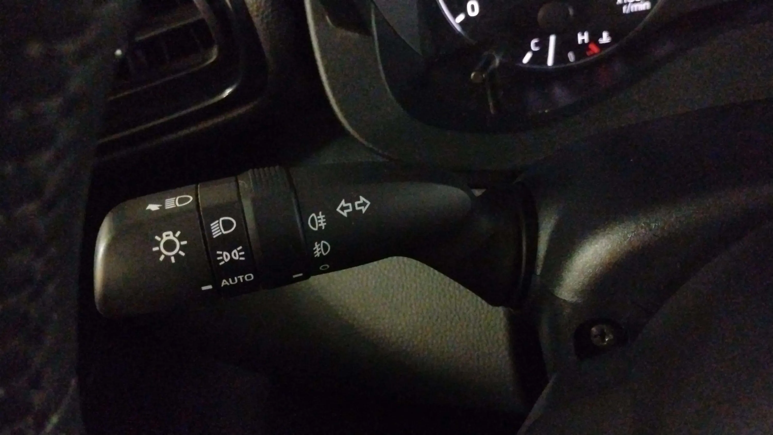 Toyota Yaris 1.5 125 S-Edition - foto 18