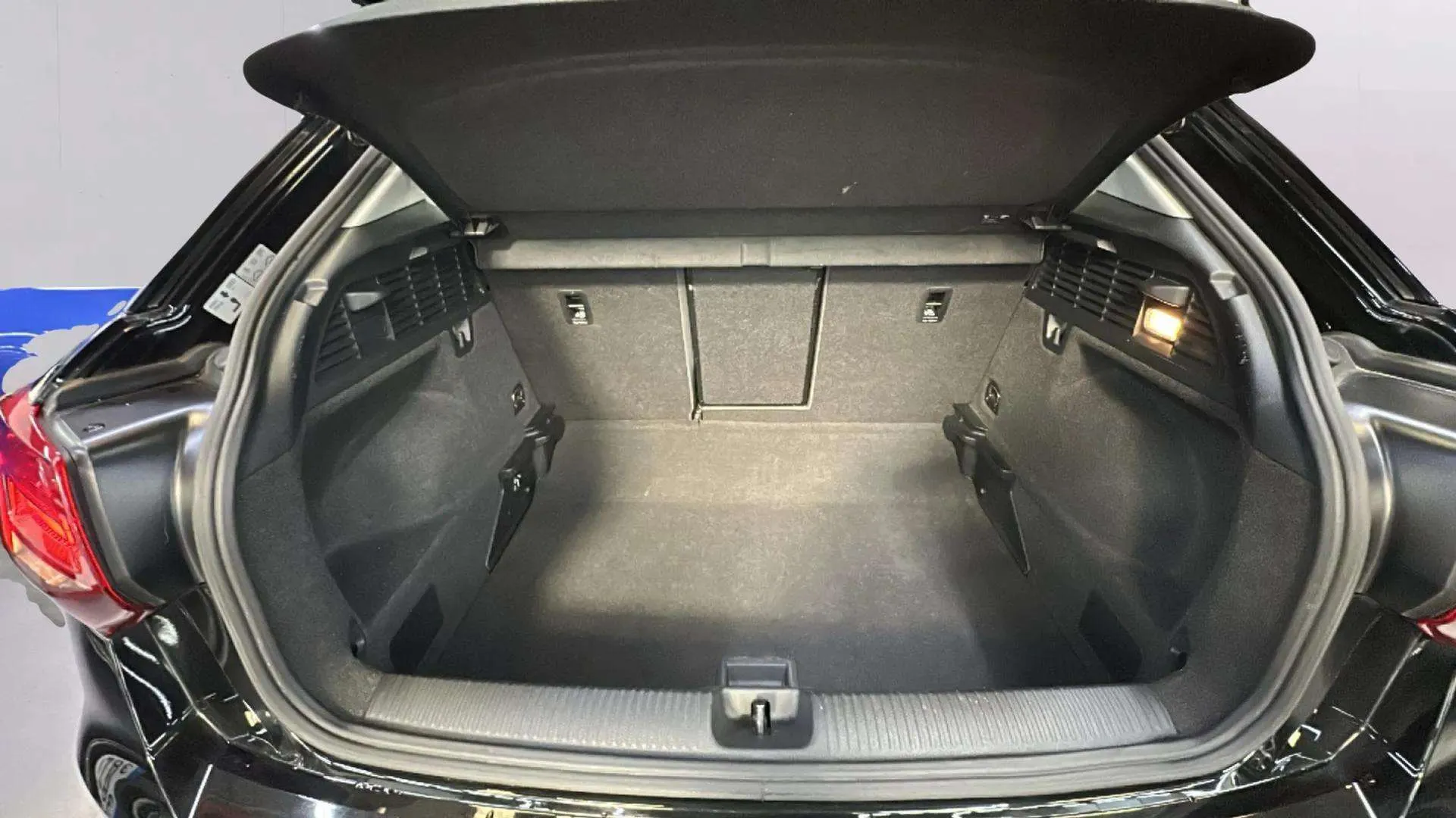 Audi Q2 Advanced 35 TFSI - foto 7