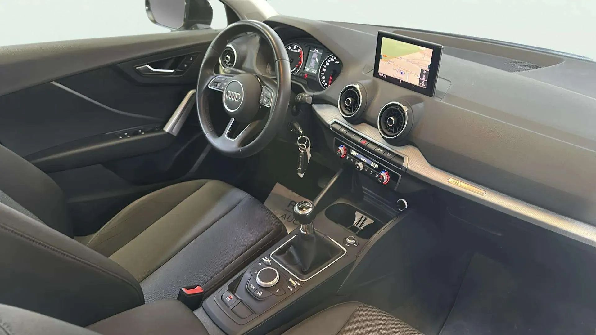 Audi Q2 Advanced 35 TFSI - foto 17