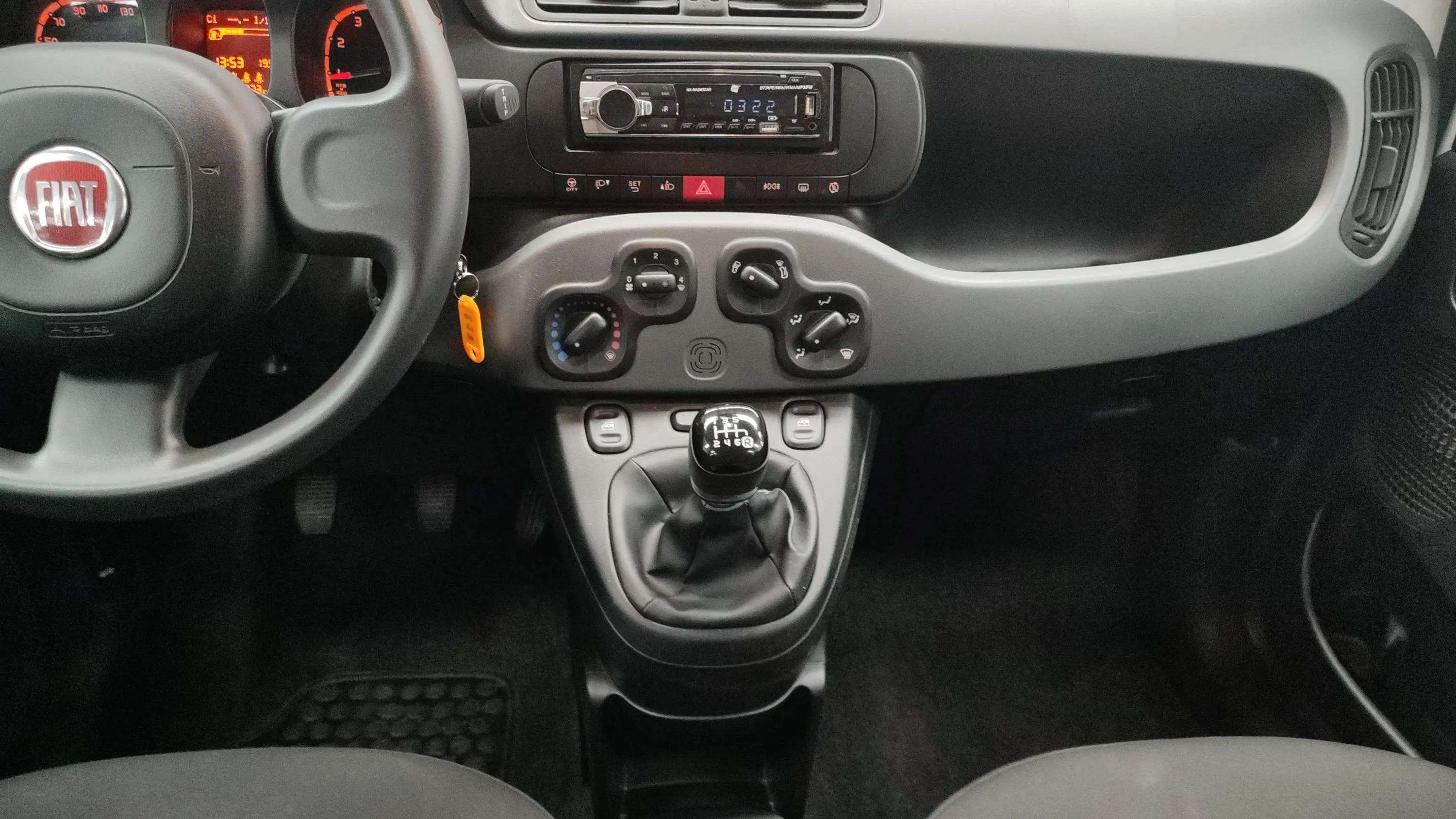 Fiat Panda Cross 1.0 Hybrid - foto 11