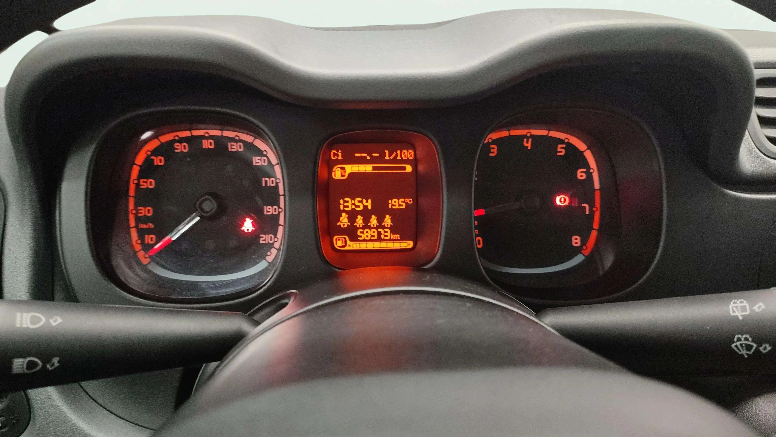 Fiat Panda Cross 1.0 Hybrid - foto 12