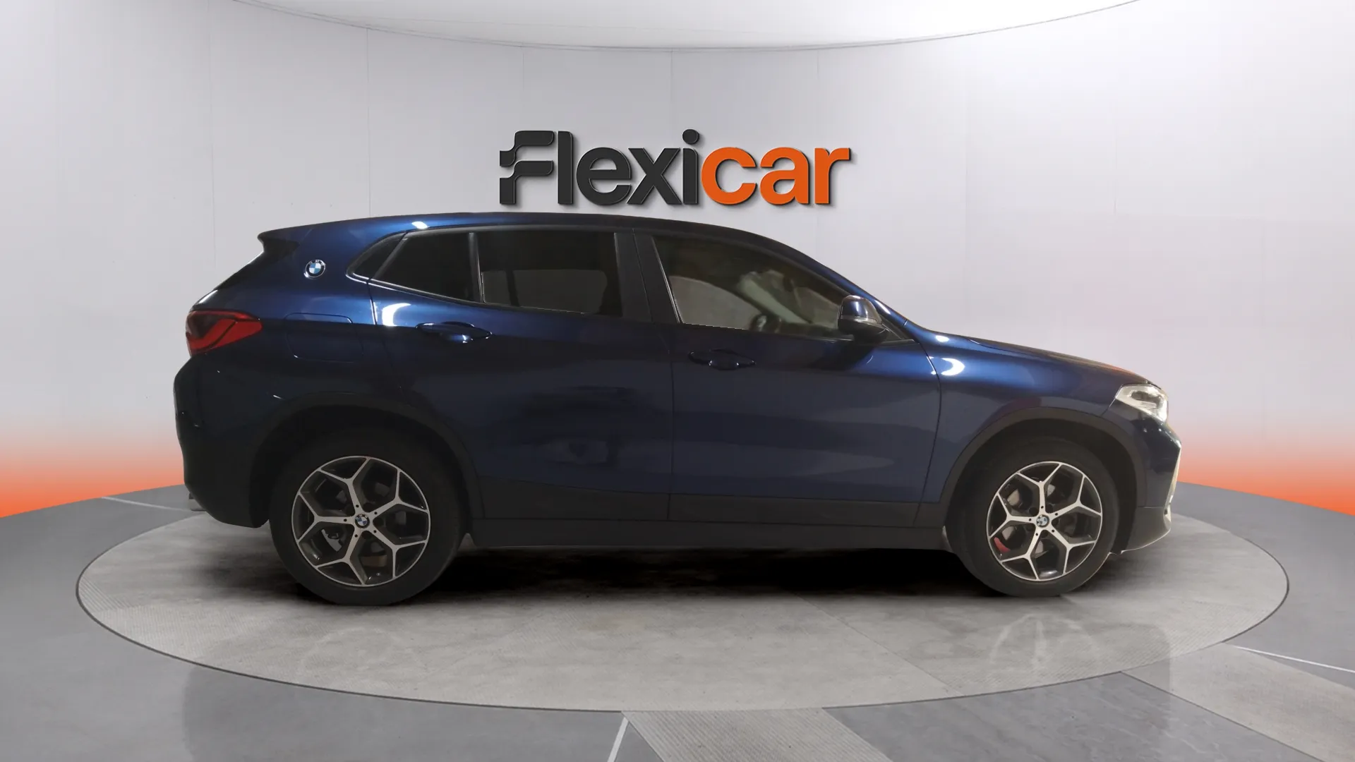 BMW X2 sDrive18d - foto 8