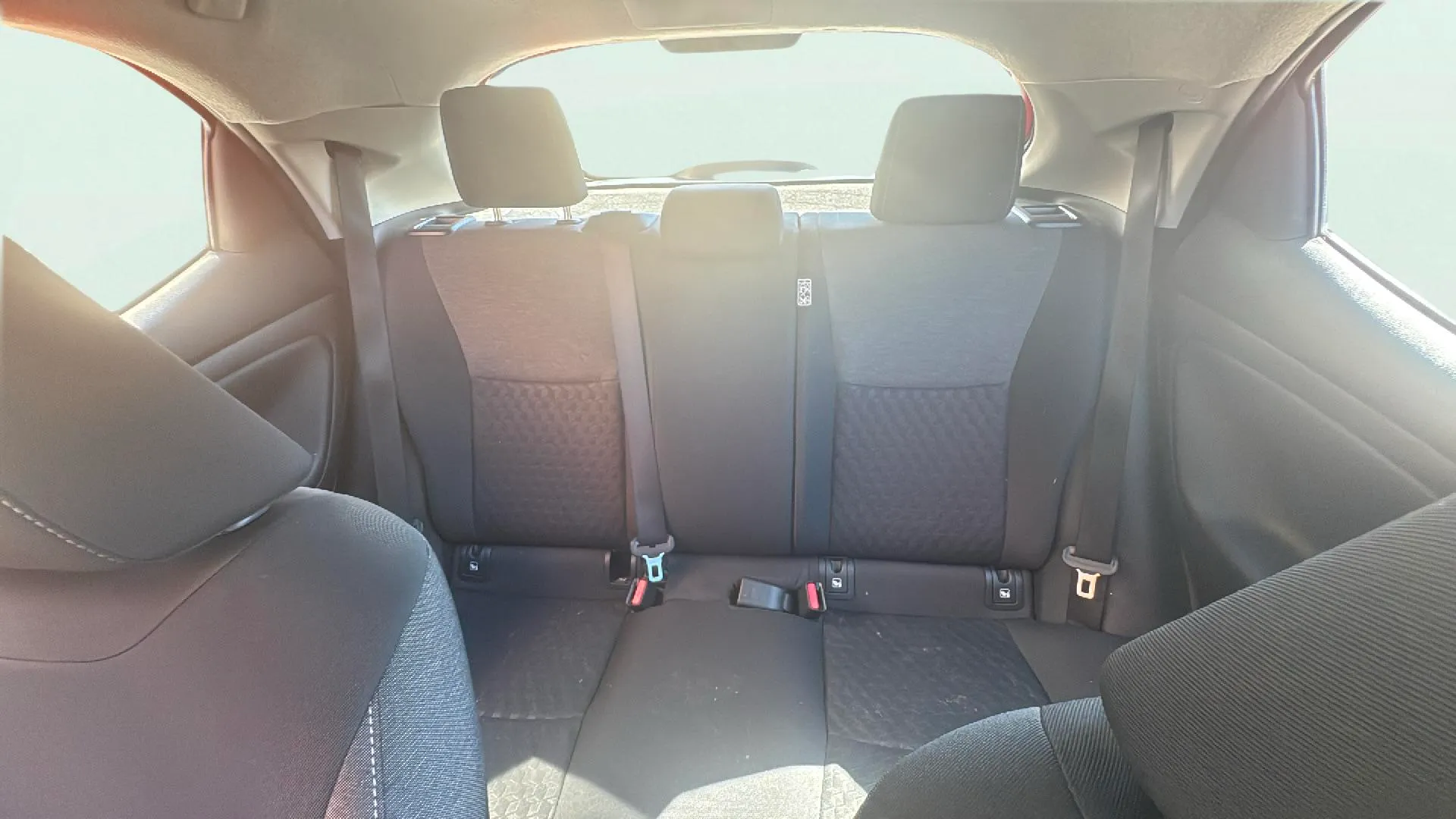 Toyota Yaris 1.5 120H Active Plus - foto 15