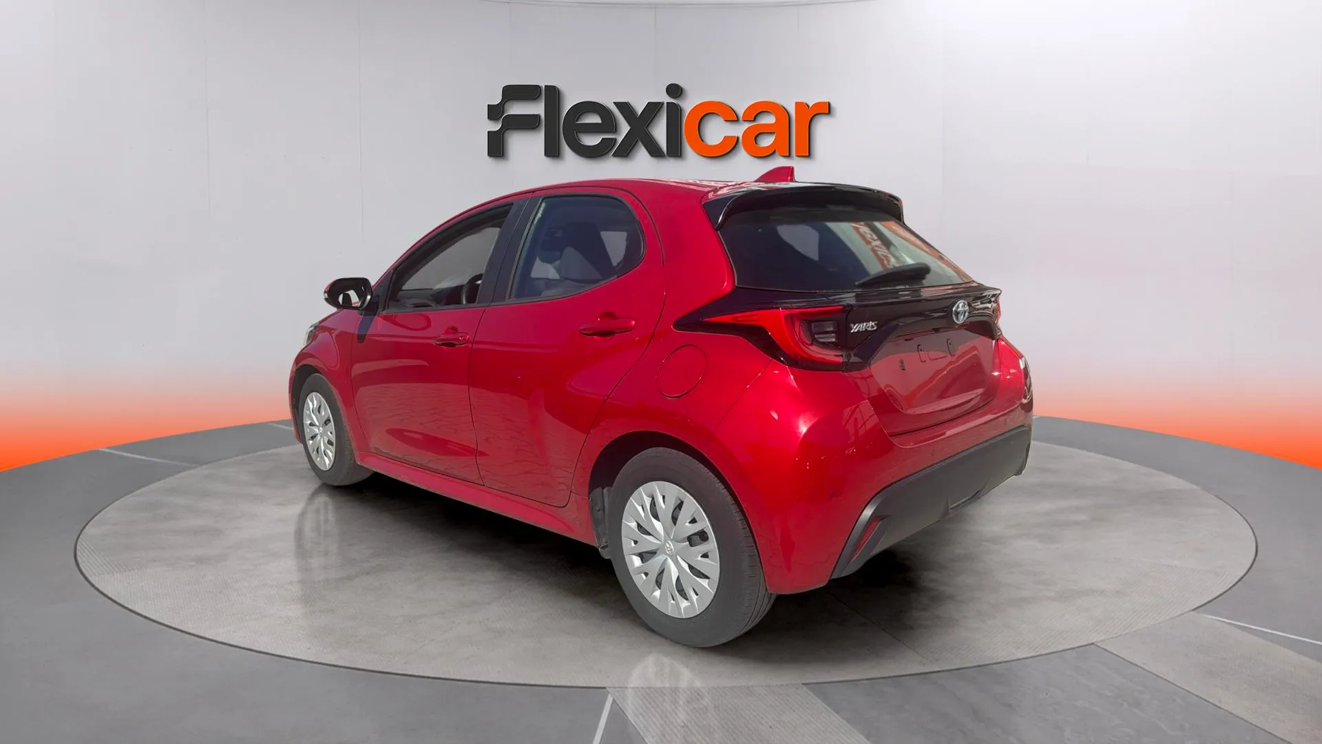 Toyota Yaris 1.5 120H Active Plus - foto 5