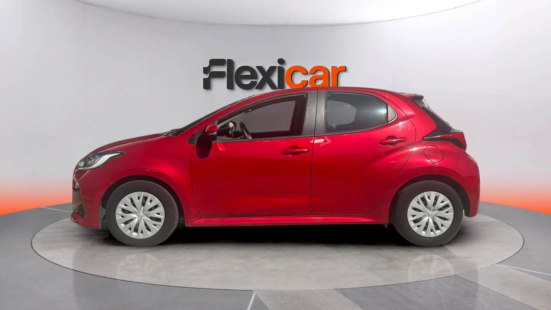 Toyota Yaris 1.5 120H Active Plus - foto 4