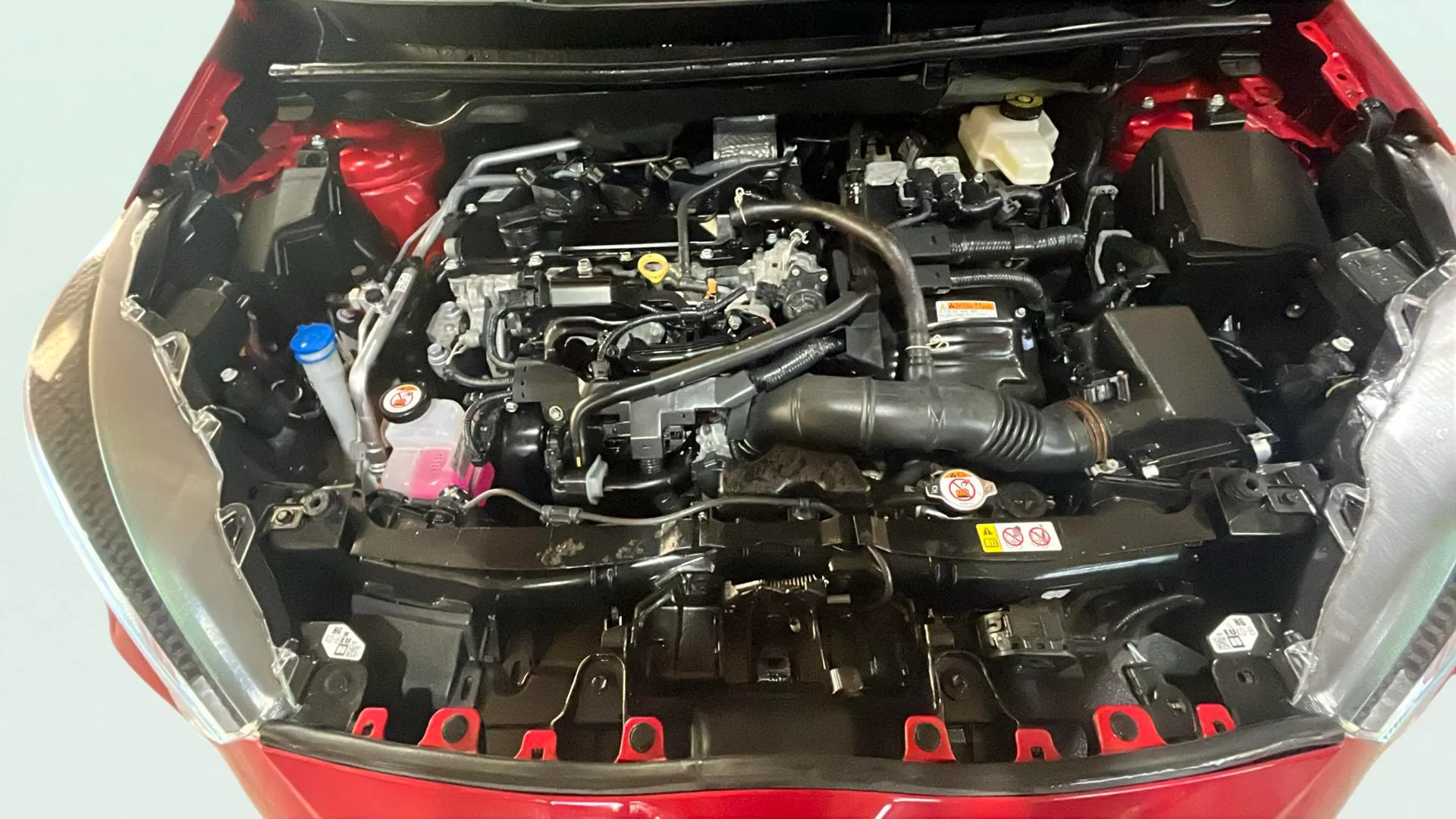 Toyota Yaris 1.5 120H Active Plus - foto 24