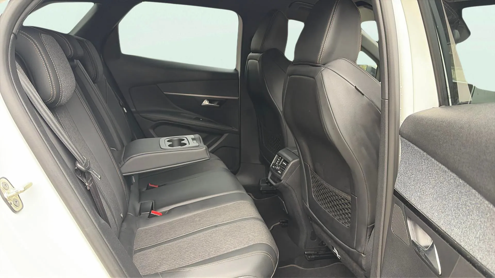 Peugeot 3008 PureTech EAT8 GT Line - foto 13