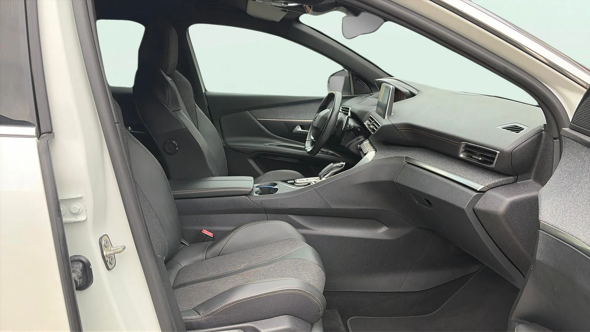Peugeot 3008 PureTech EAT8 GT Line - foto 12