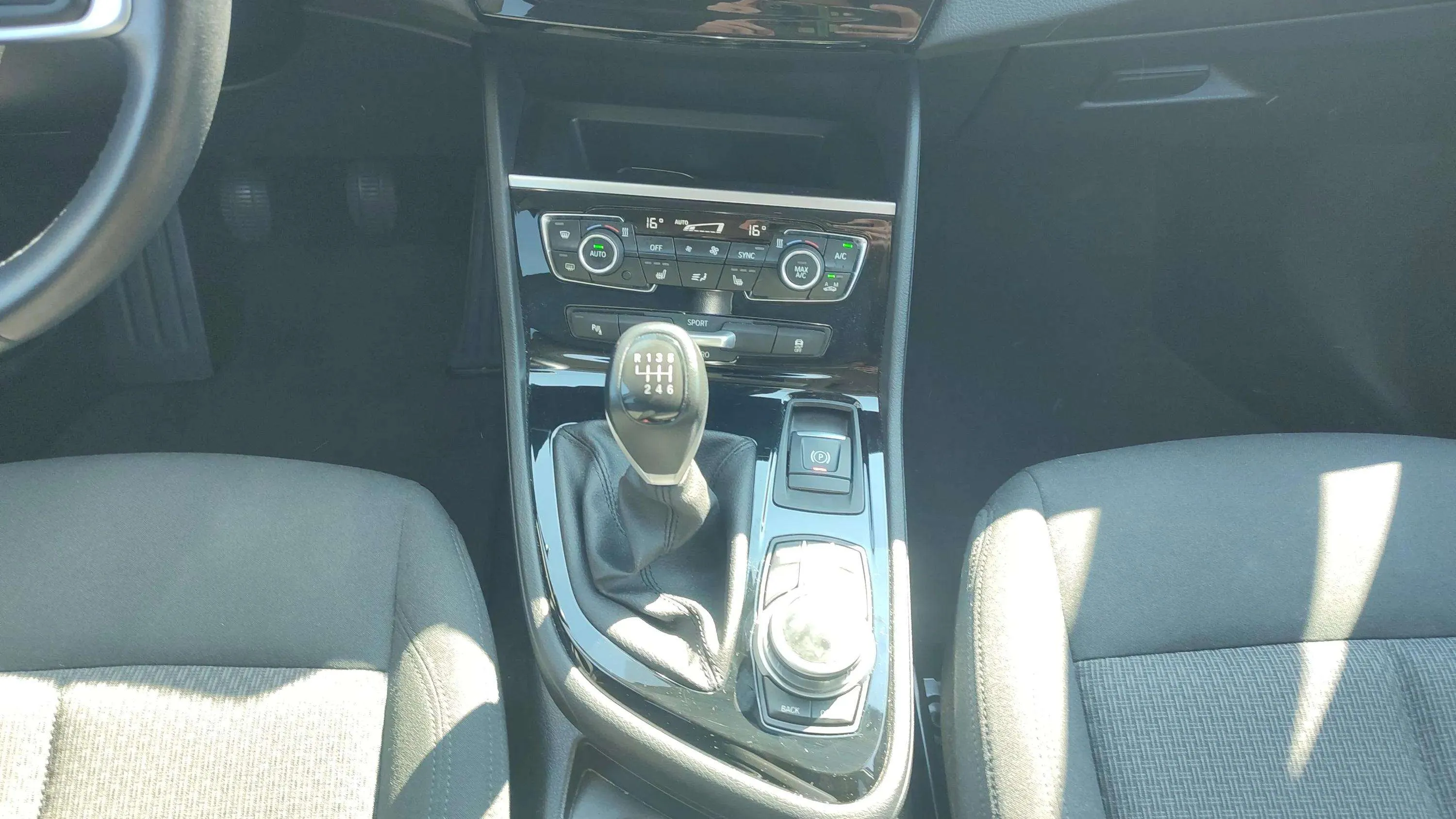 BMW Serie 2 Gran Tourer 218i - foto 7