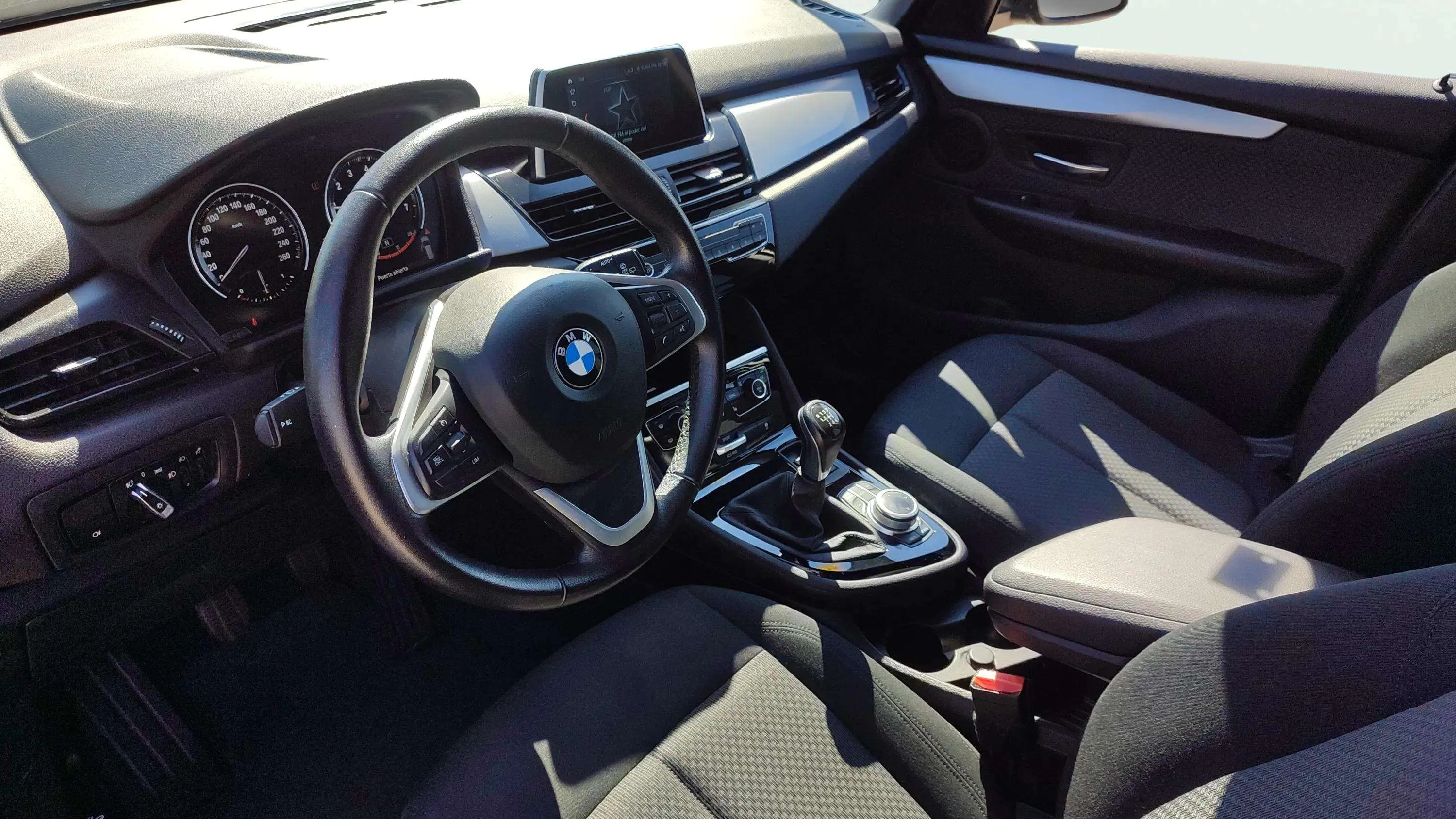 BMW Serie 2 Gran Tourer 218i - foto 17