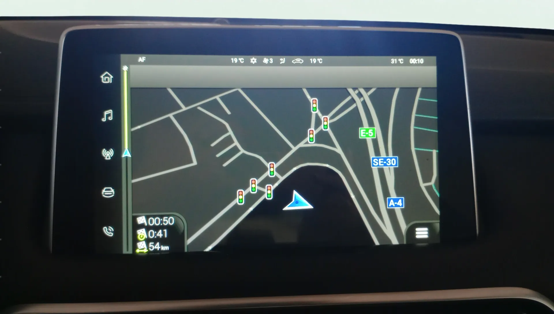 MG HS 1.5 Turbo GDI Luxury DCT - foto 19