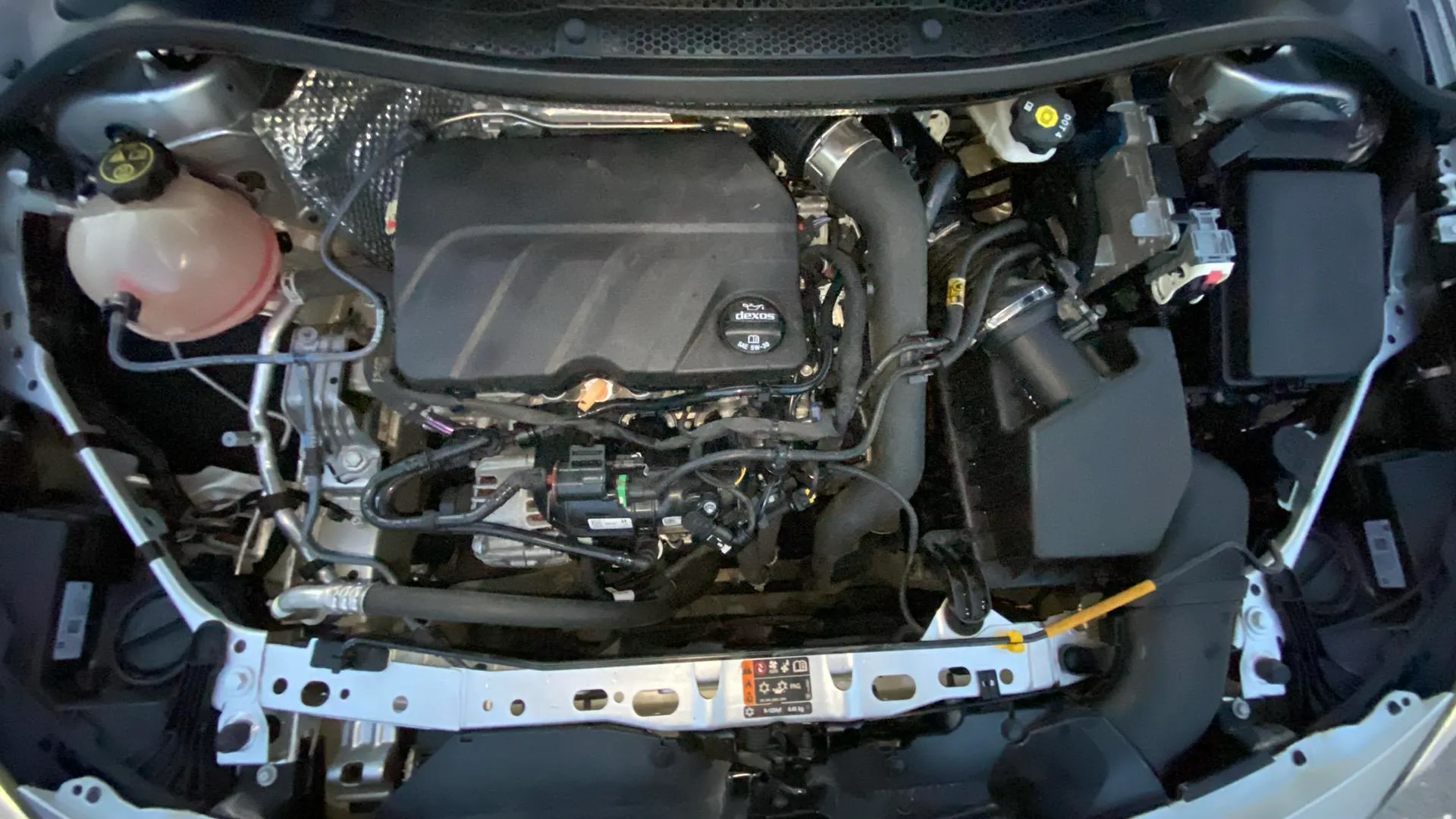 Opel Astra 1.2T SHT Business Elegance - foto 19