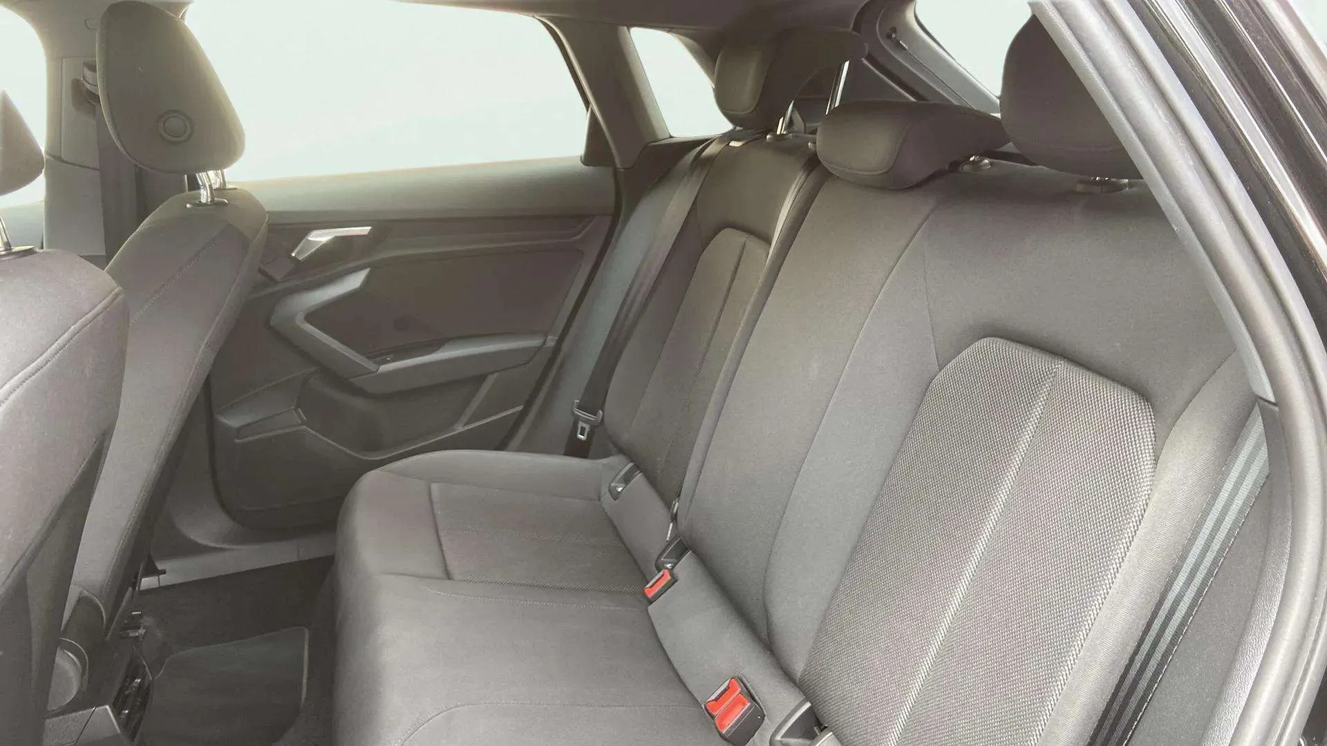 Audi A3 Sportback 30 TDI - foto 20