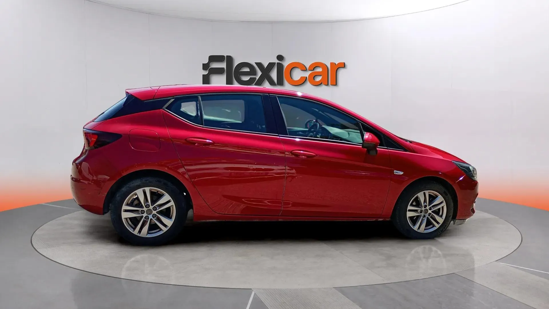 Opel Astra 1.2T SHT Business Elegance - foto 4