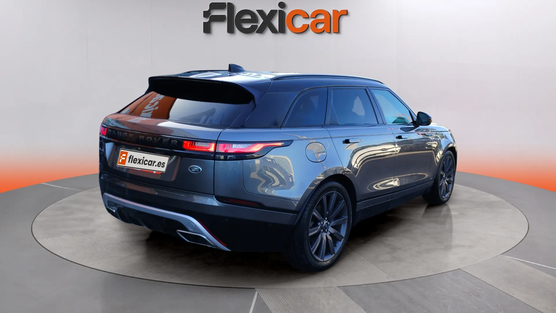 Land Rover Range Rover Velar 2.0D D180 R-Dynamic HSE 4WD - foto 7