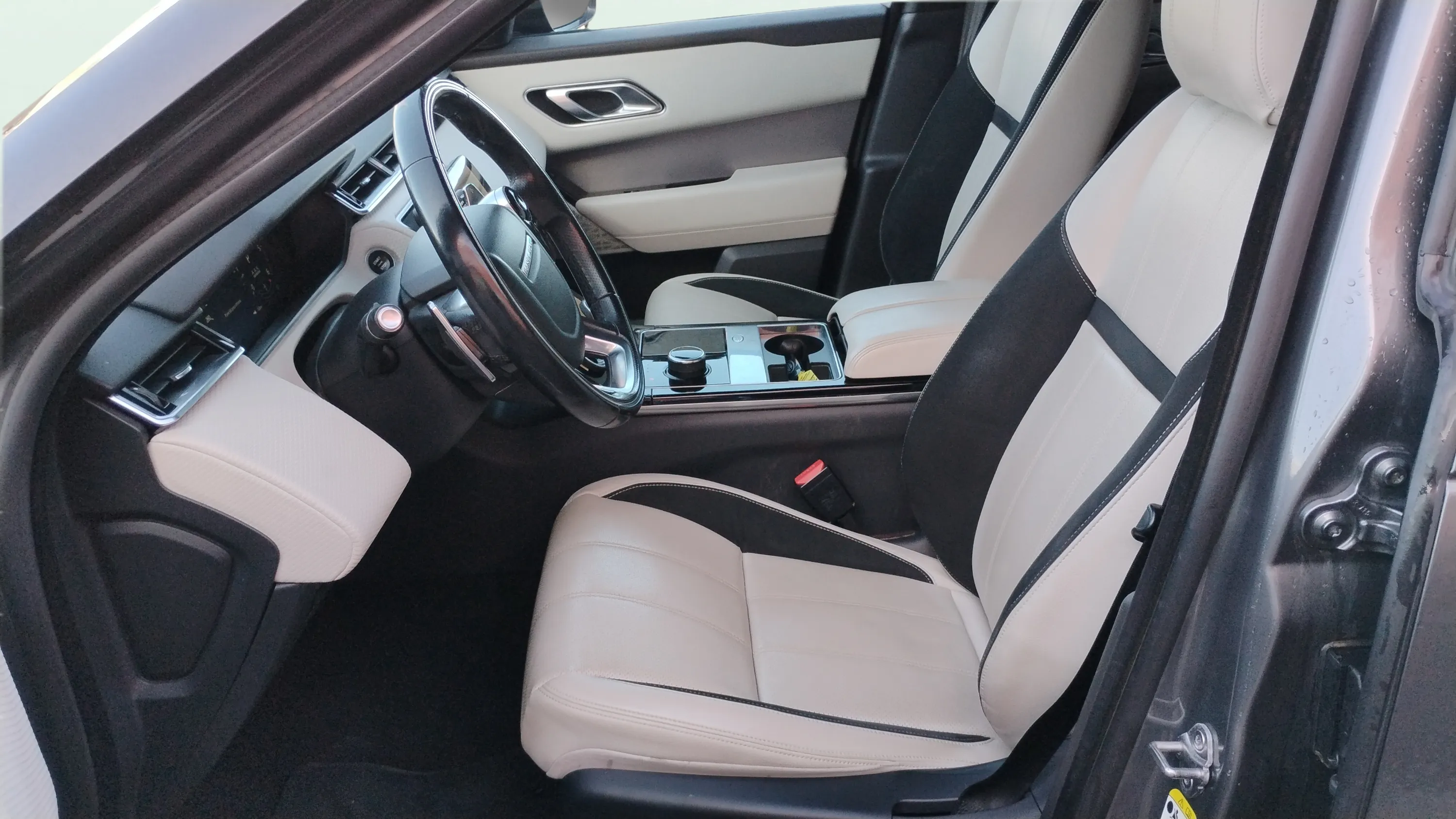 Land Rover Range Rover Velar 2.0D D180 R-Dynamic HSE 4WD - foto 16