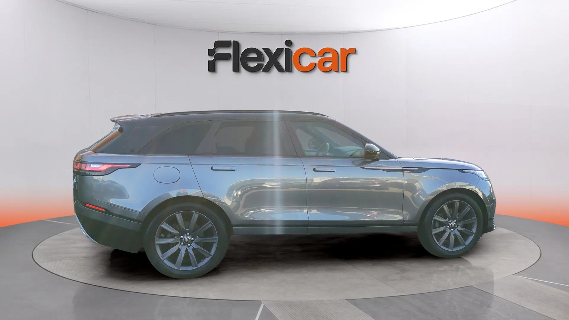 Land Rover Range Rover Velar 2.0D D180 R-Dynamic HSE 4WD - foto 8