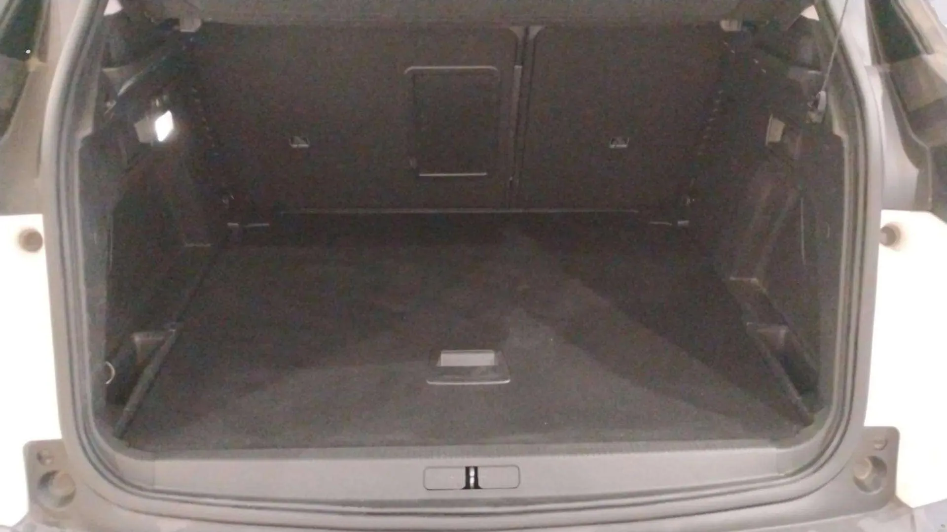 Peugeot 3008 1.6BLUEHDI Allure - foto 6