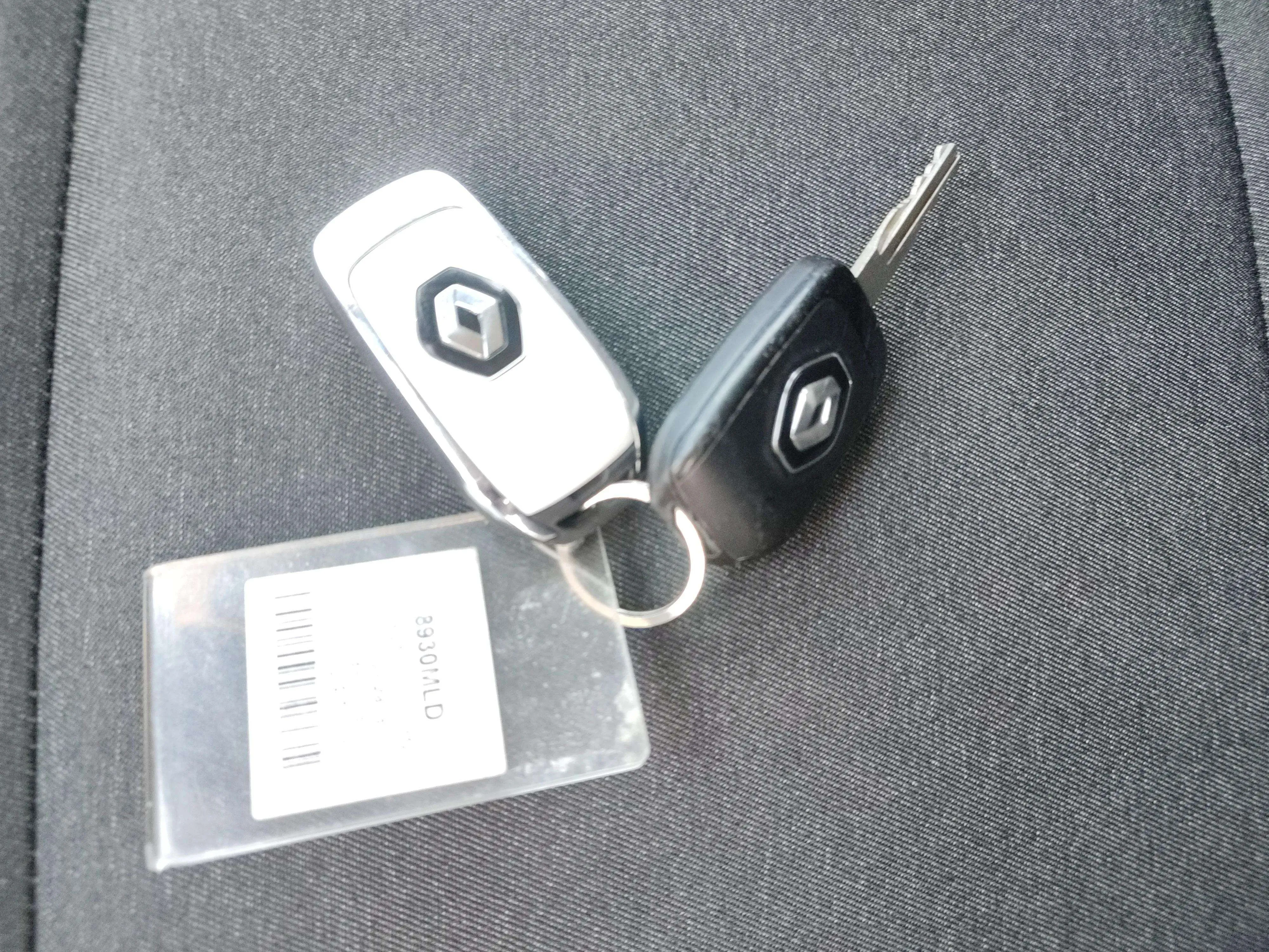 Renault Clio Equilibre TCe - foto 15