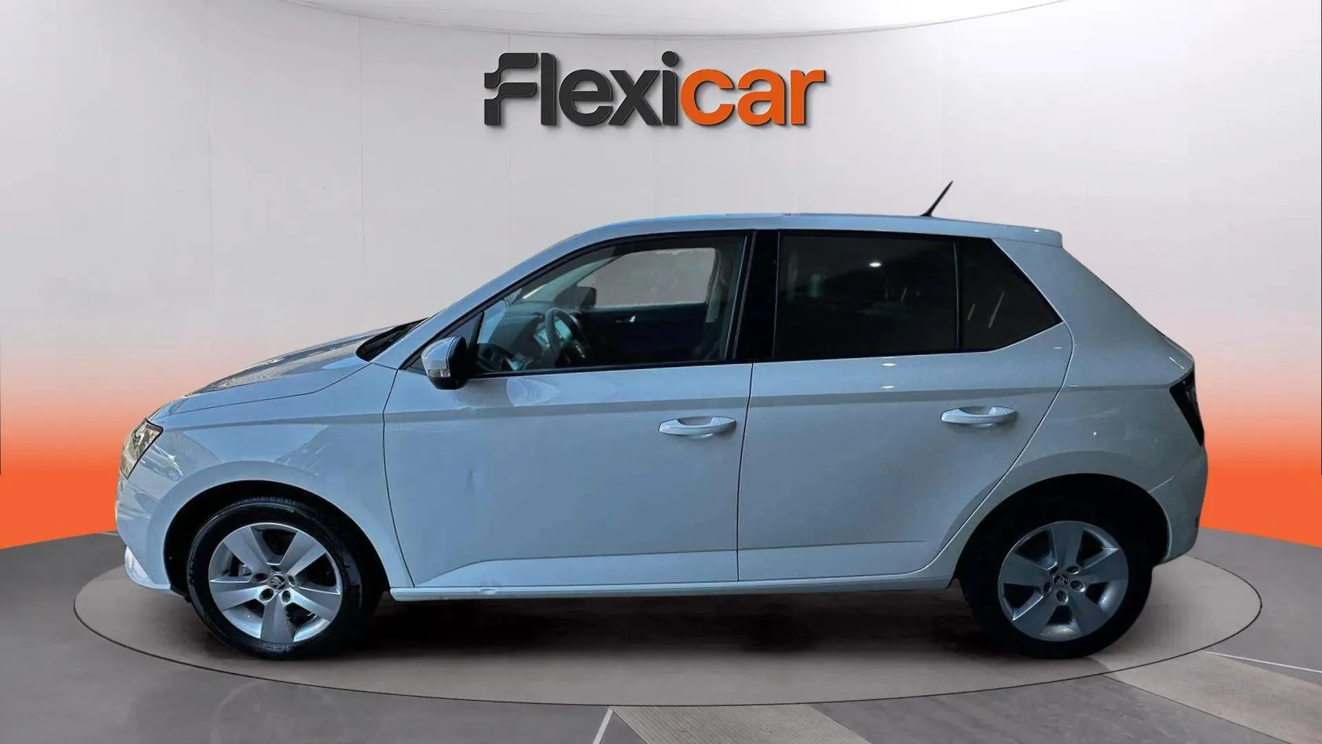Škoda Fabia 1.0 MPI Like - foto 3
