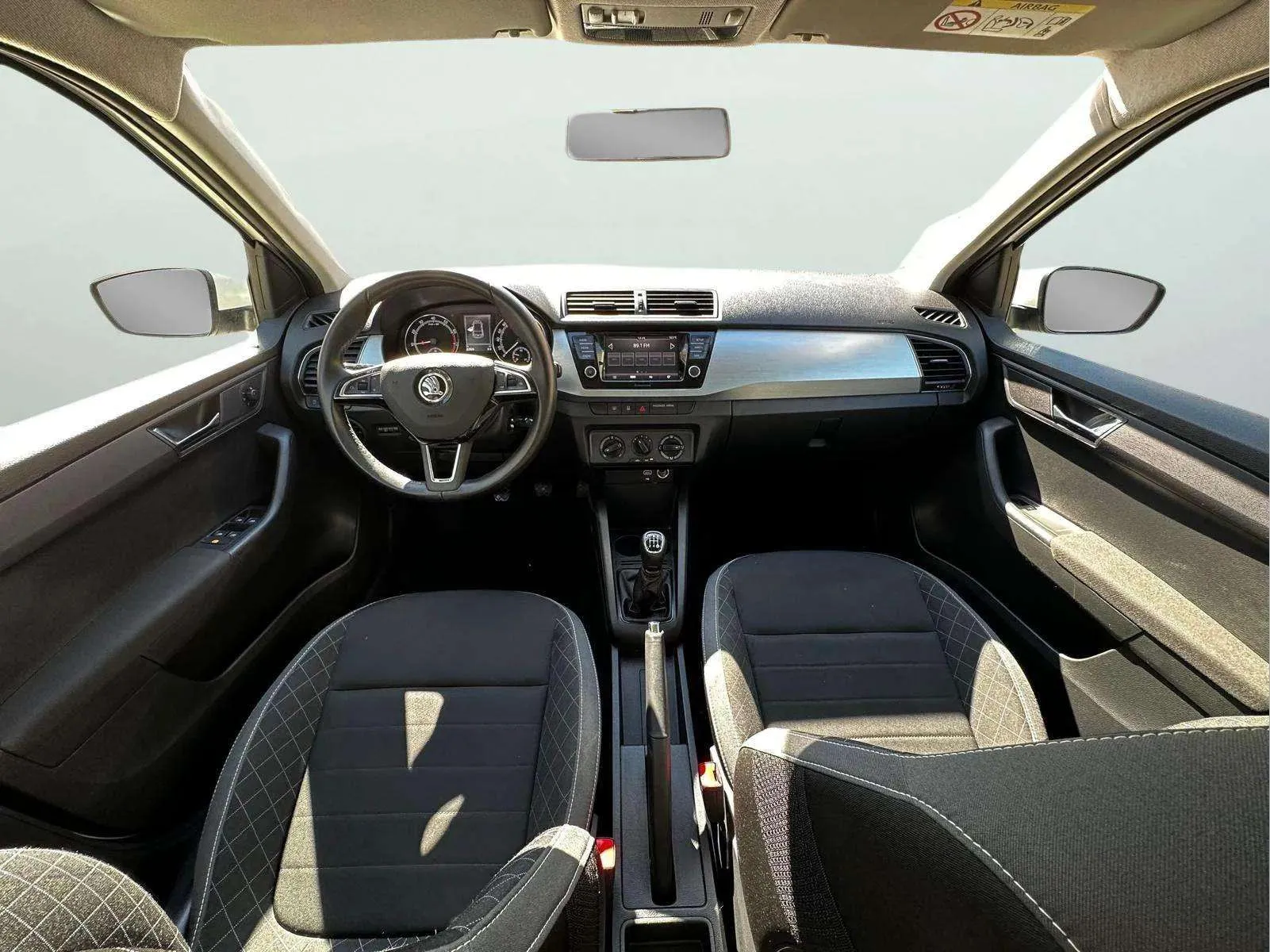 Škoda Fabia 1.0 MPI Like - foto 6
