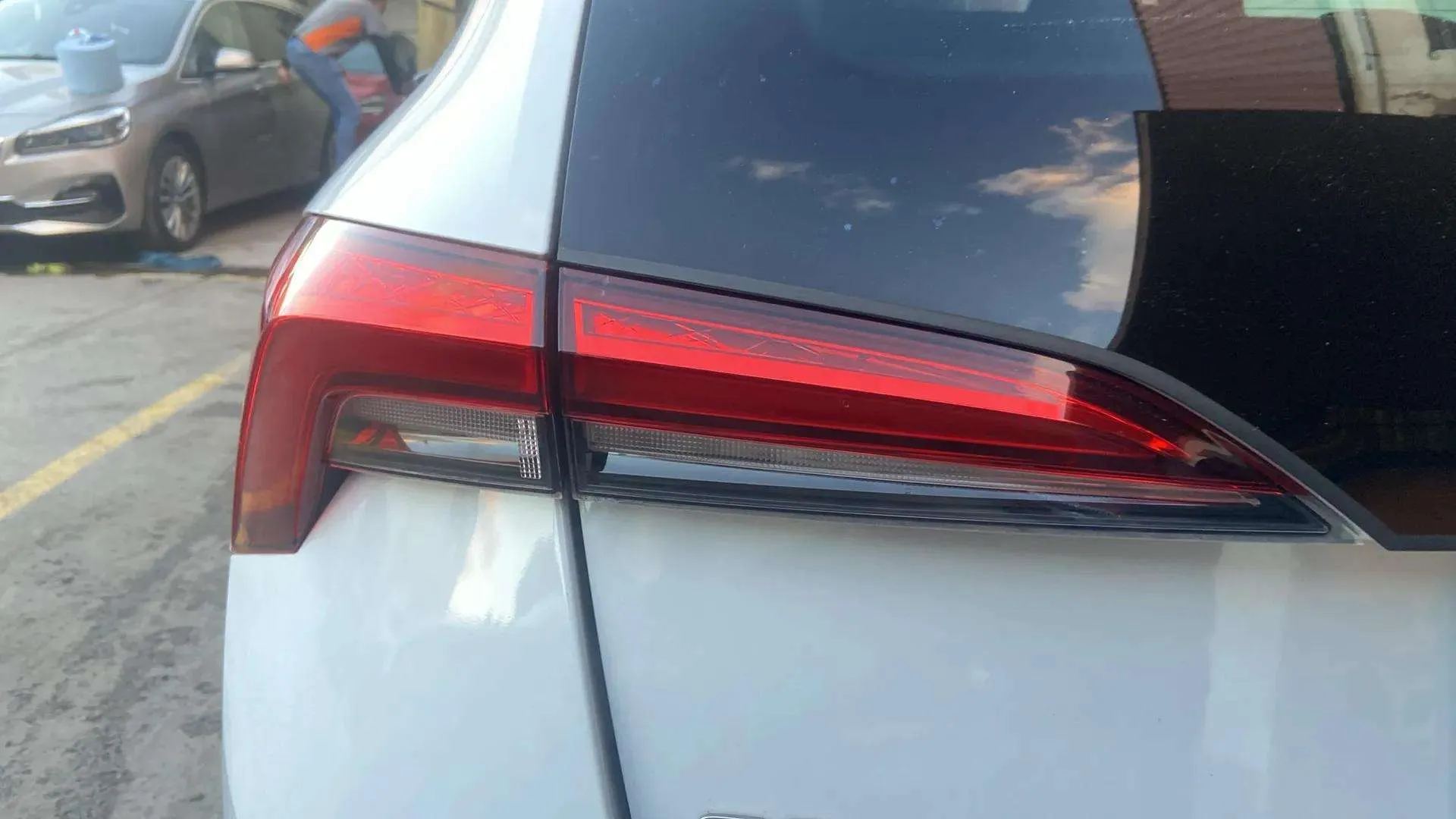 Škoda Scala 1.0 TSI Ambition - foto 9