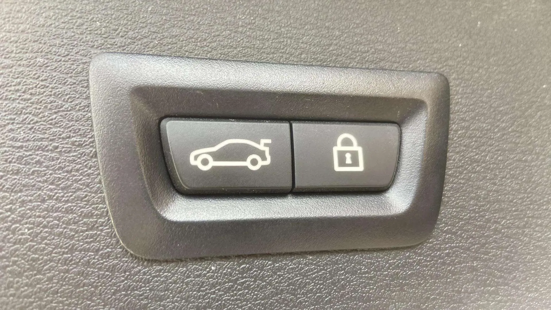 BMW X1 sDrive18i - foto 20