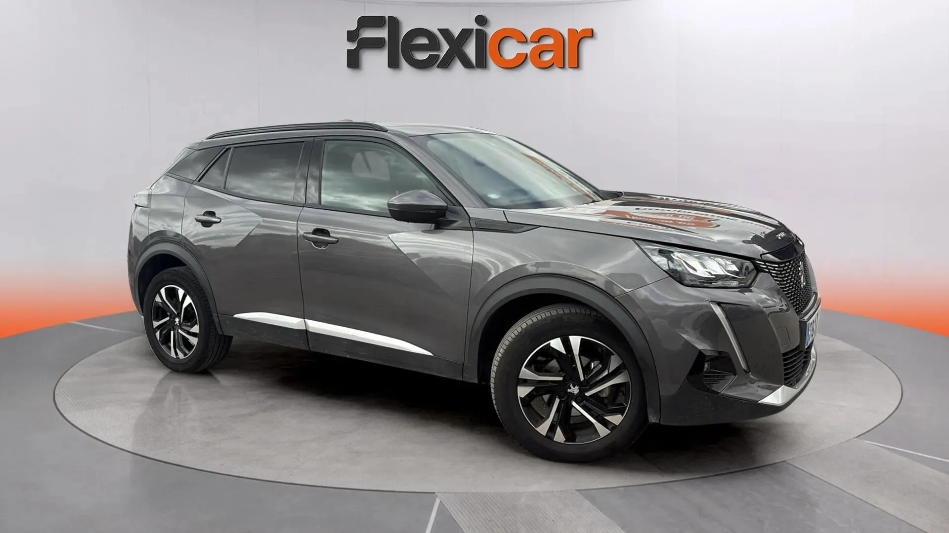Peugeot 2008 Allure Pack PureTech 130 BVM6 - foto 8
