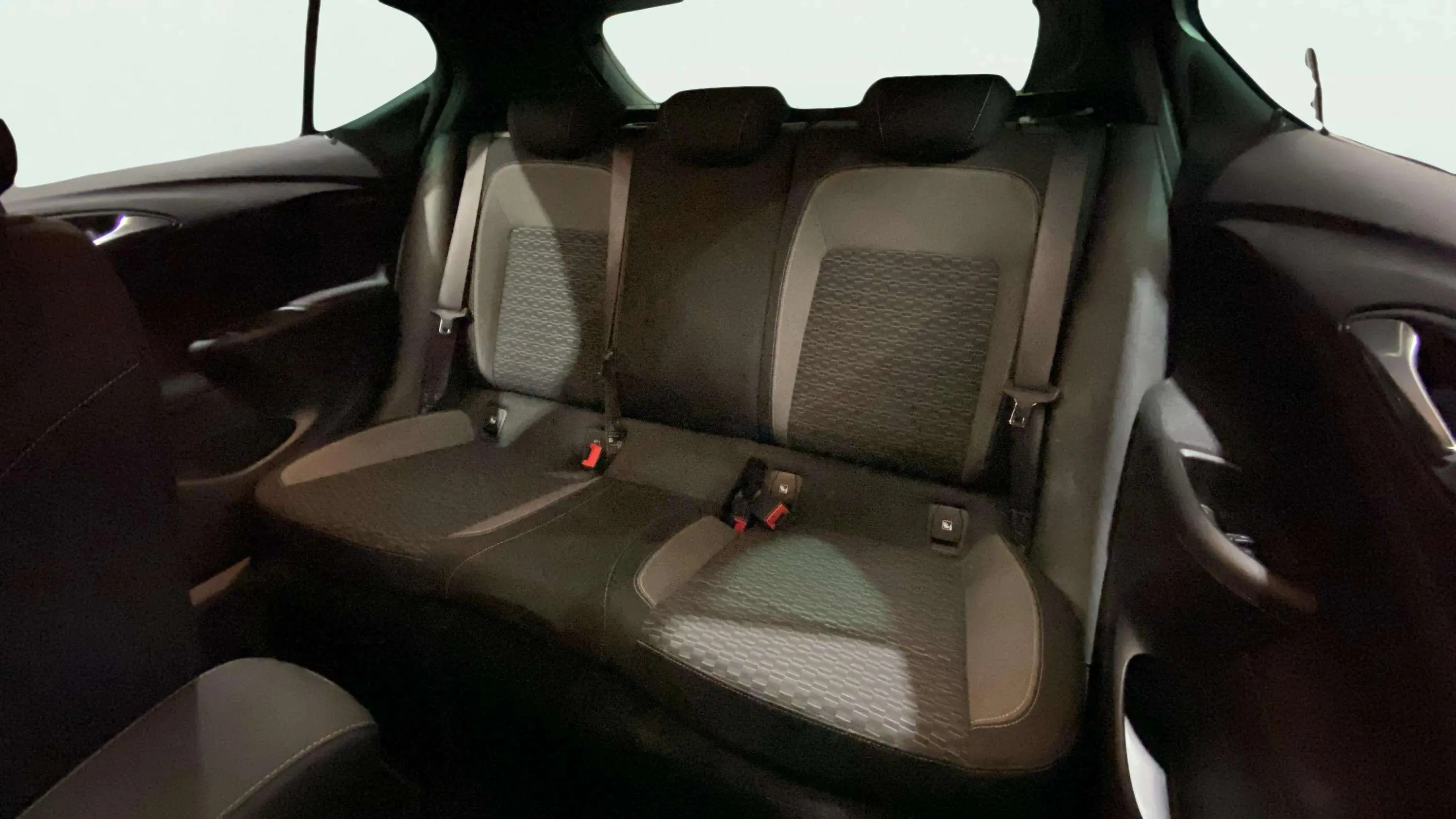 Opel Astra 1.2T SHL GS Line - foto 12