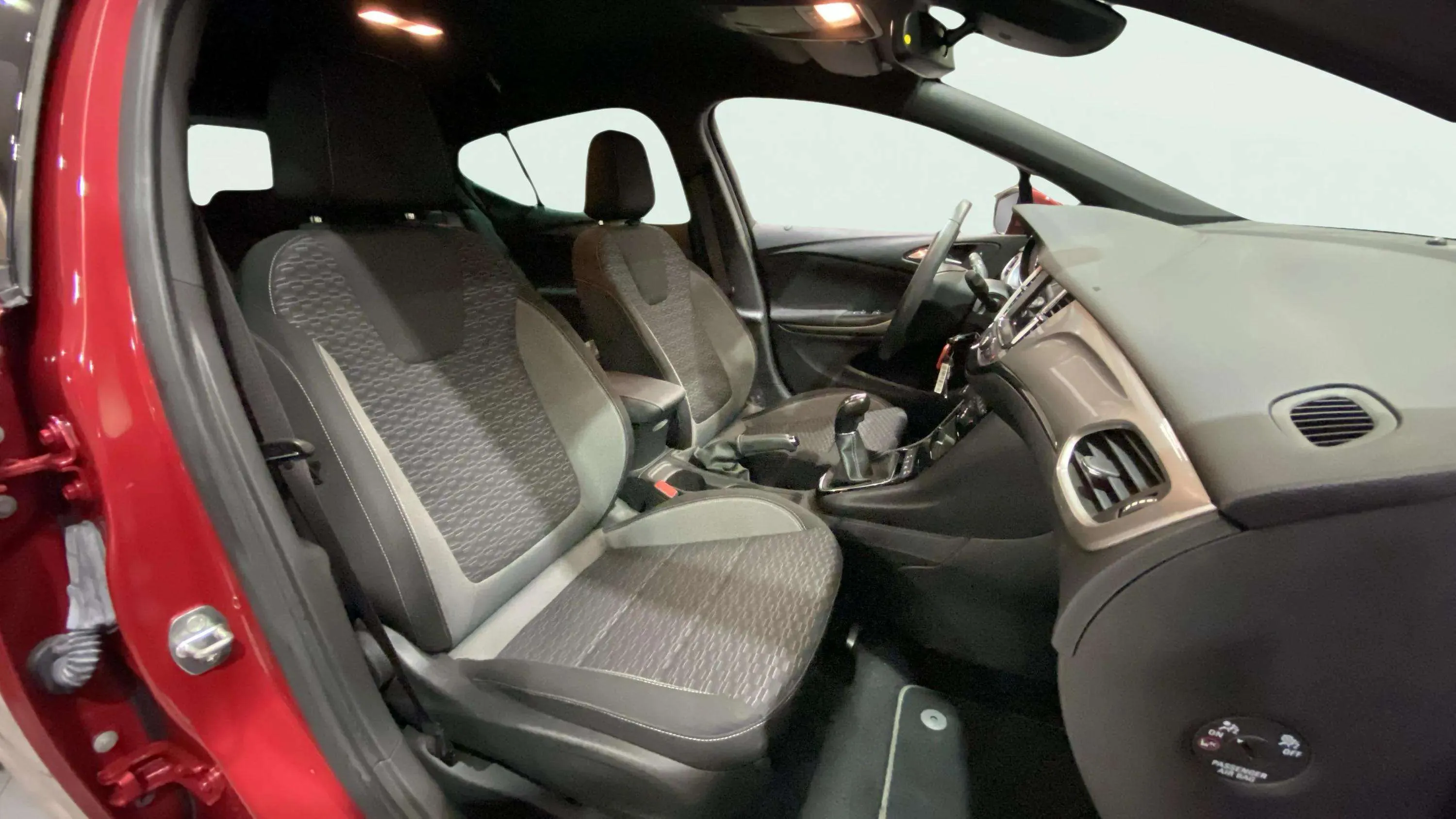 Opel Astra 1.2T SHL GS Line - foto 11