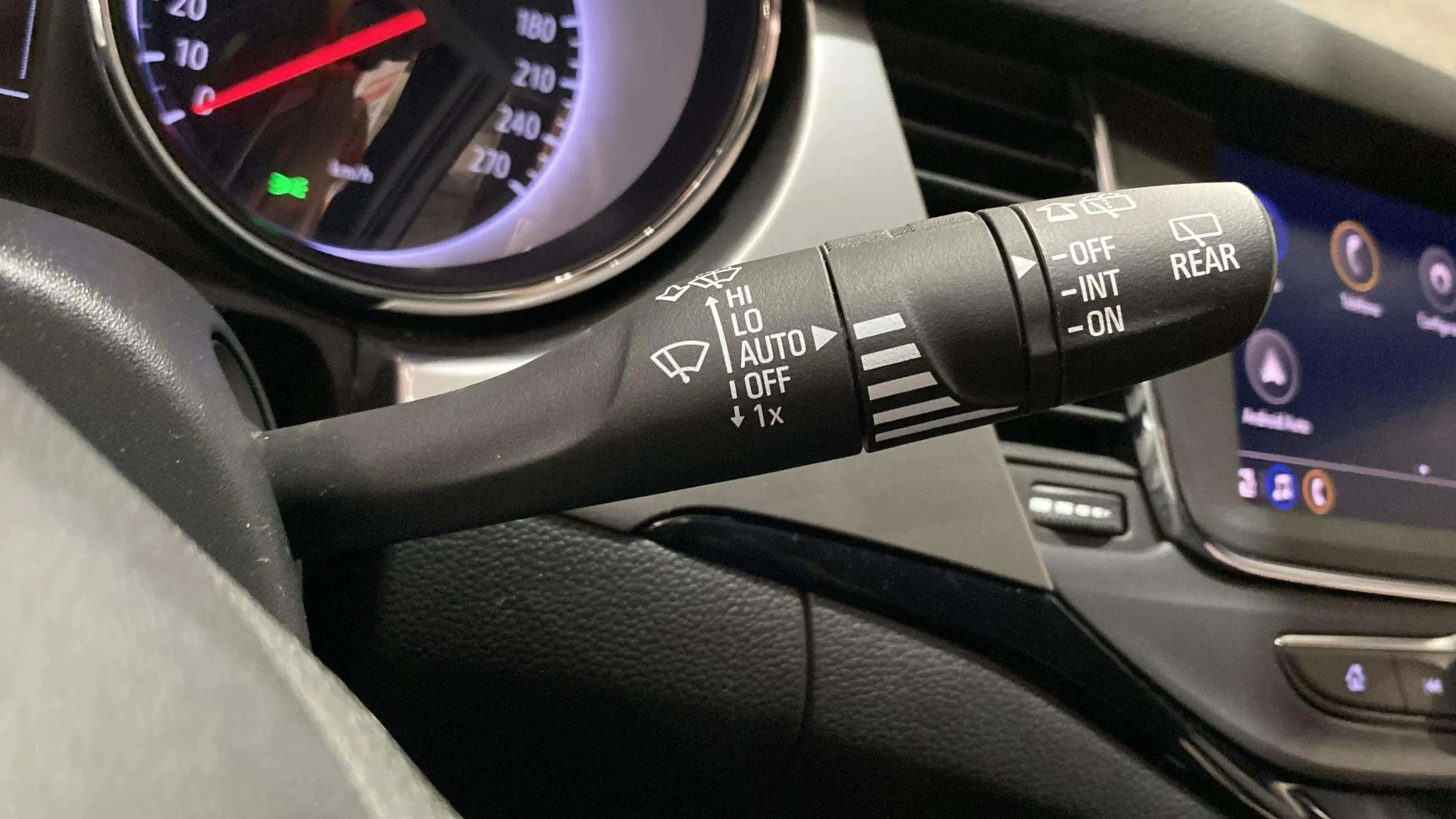 Opel Astra 1.2T SHL GS Line - foto 22