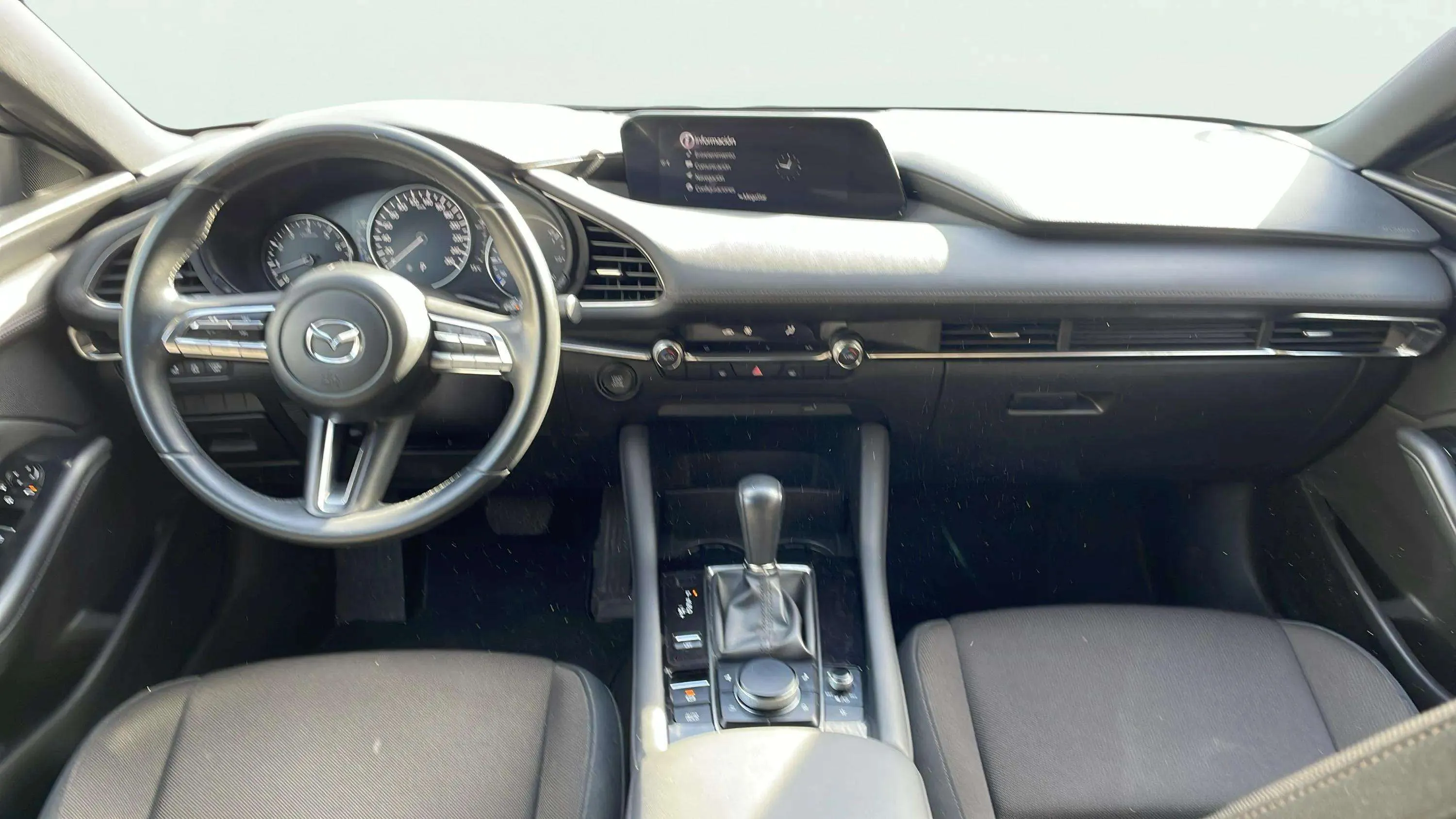 Mazda Mazda3 2.0 Skyactiv-G Evolution - foto 10