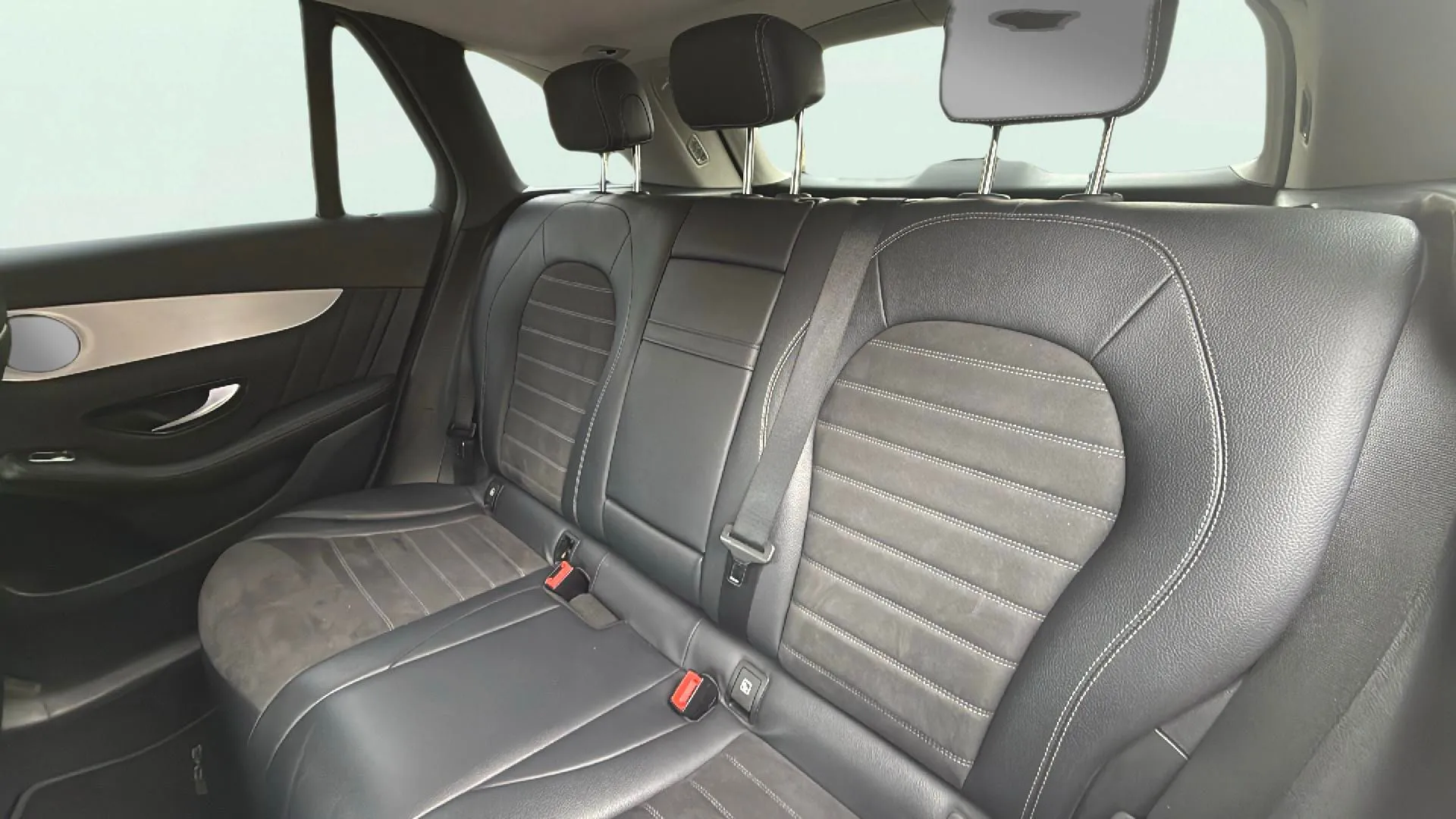 Mercedes-Benz GLC 200 d 4MATIC - foto 18
