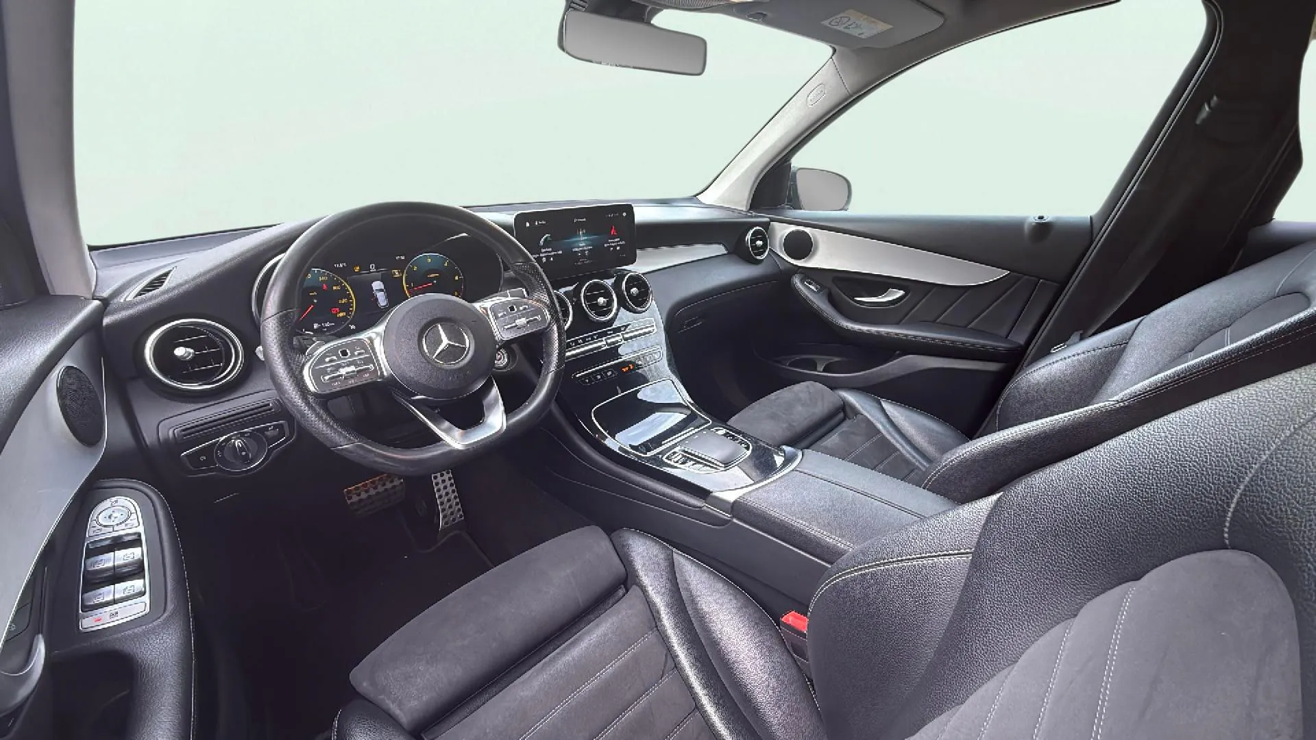 Mercedes-Benz GLC 200 d 4MATIC - foto 9