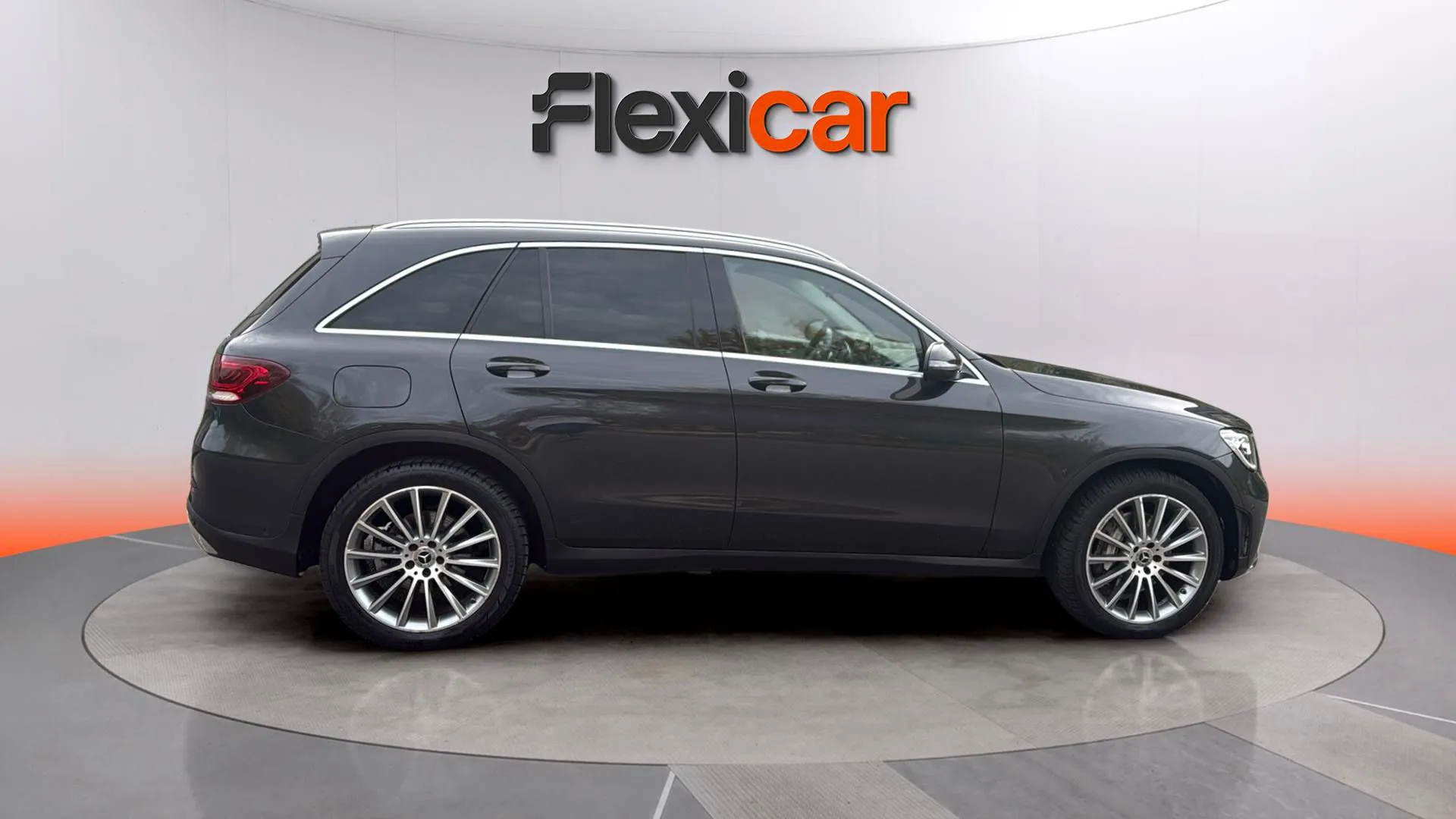 Mercedes-Benz GLC 200 d 4MATIC - foto 2