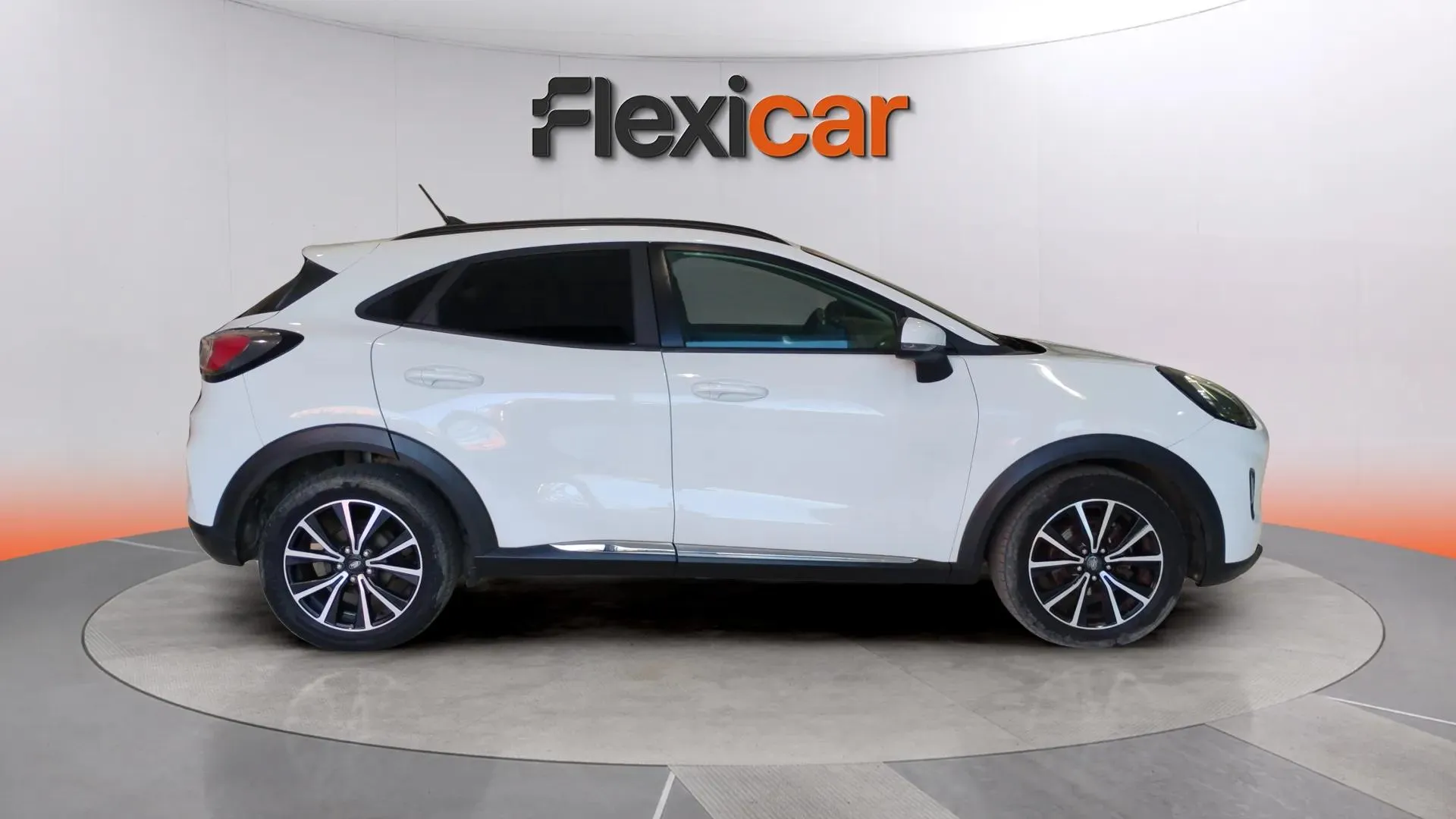 Ford Puma 1.0 EcoBoost Titanium MHEV - foto 3