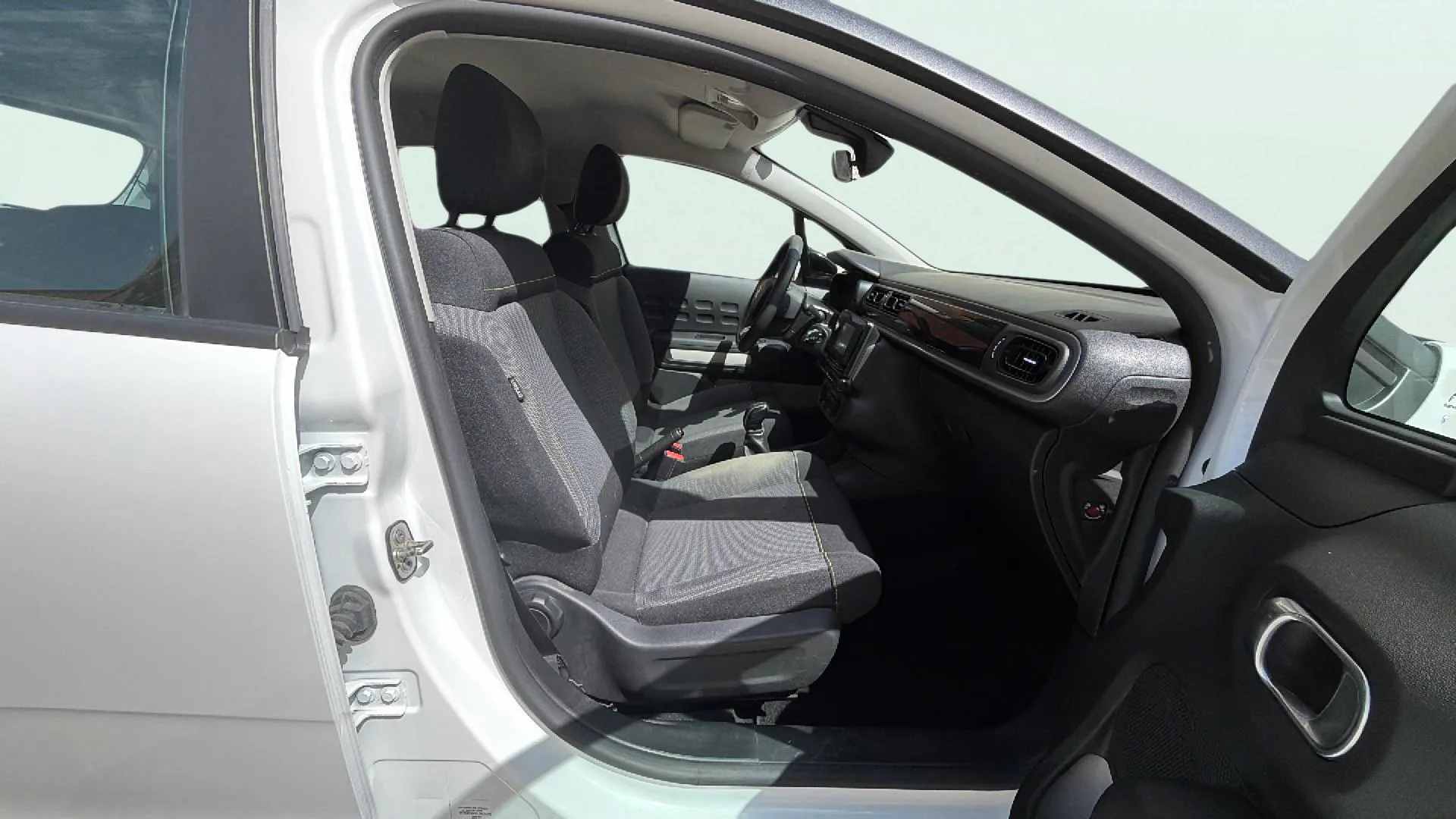Citroën C3 BlueHDi Live Pack - foto 12