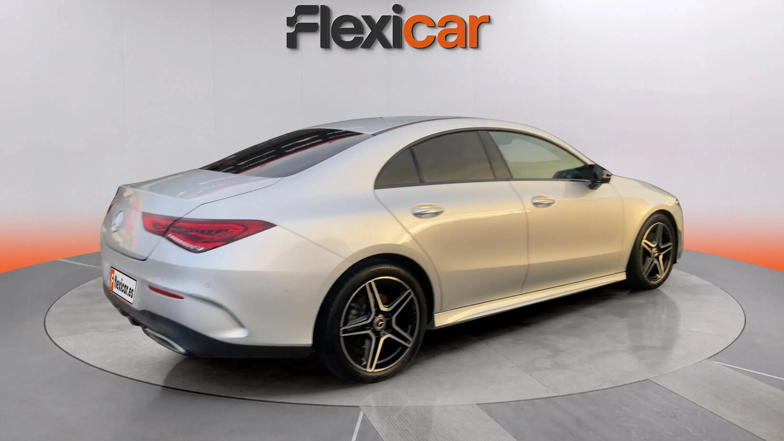 Mercedes-Benz CLA 200 D DCT - foto 7
