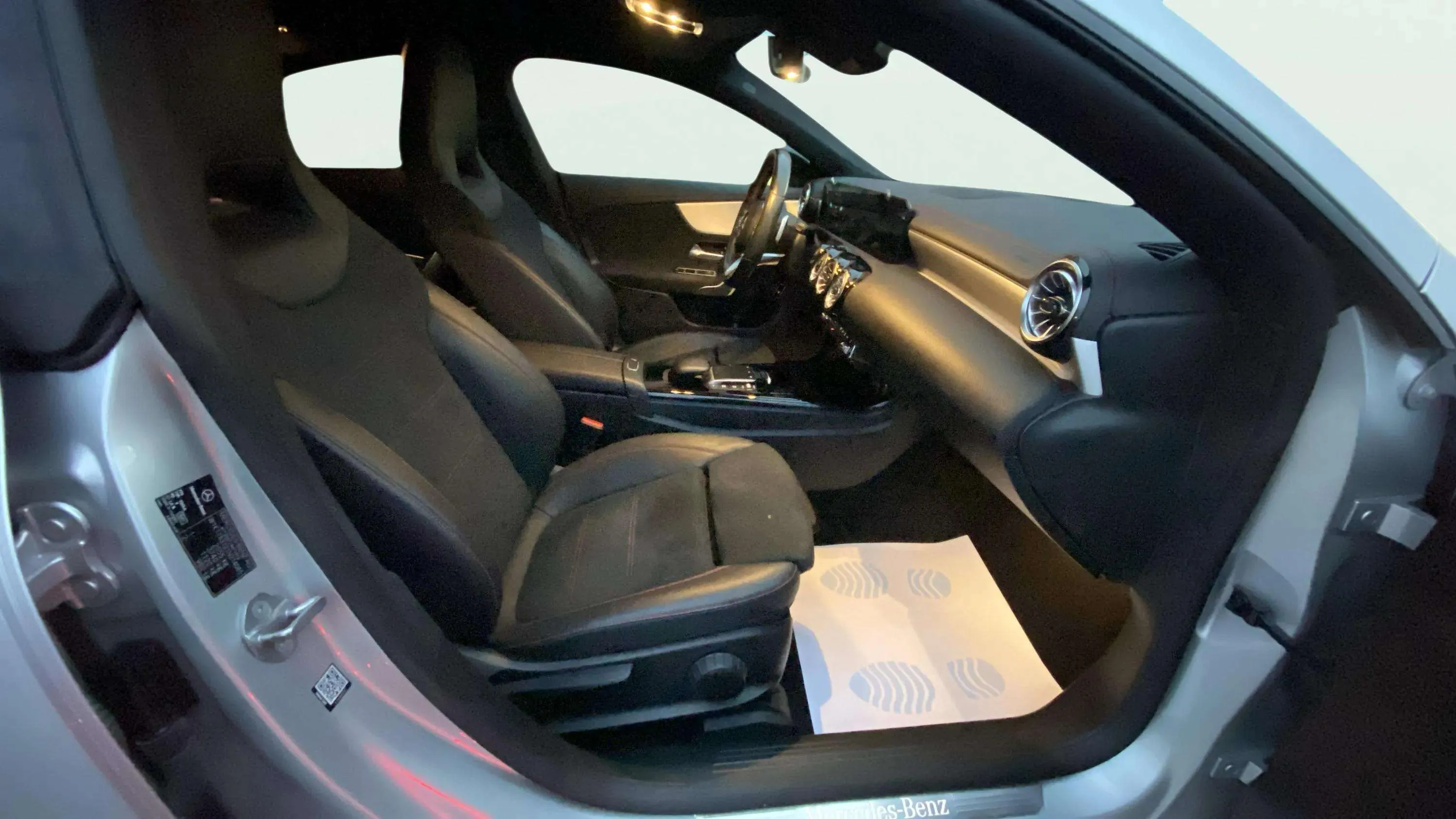 Mercedes-Benz CLA 200 D DCT - foto 13