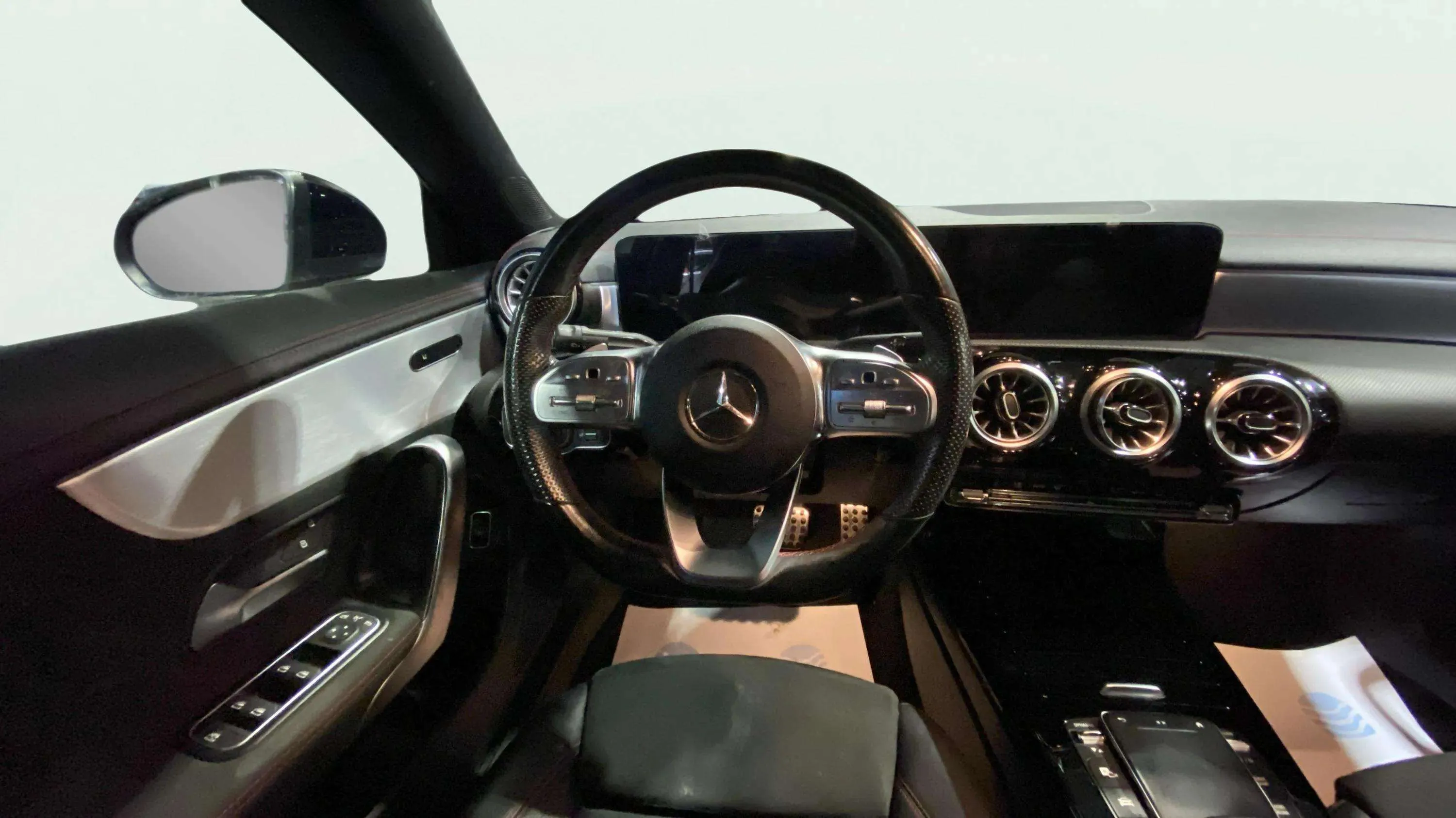 Mercedes-Benz CLA 200 D DCT - foto 12