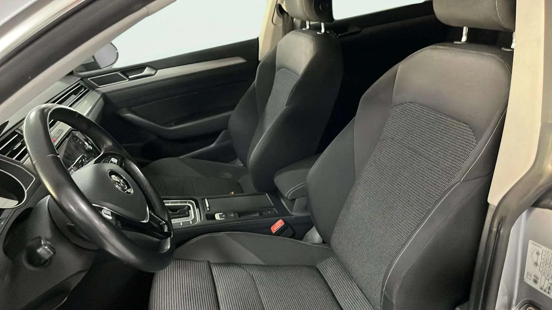 Volkswagen Arteon 2.0 TDI DSG - foto 19