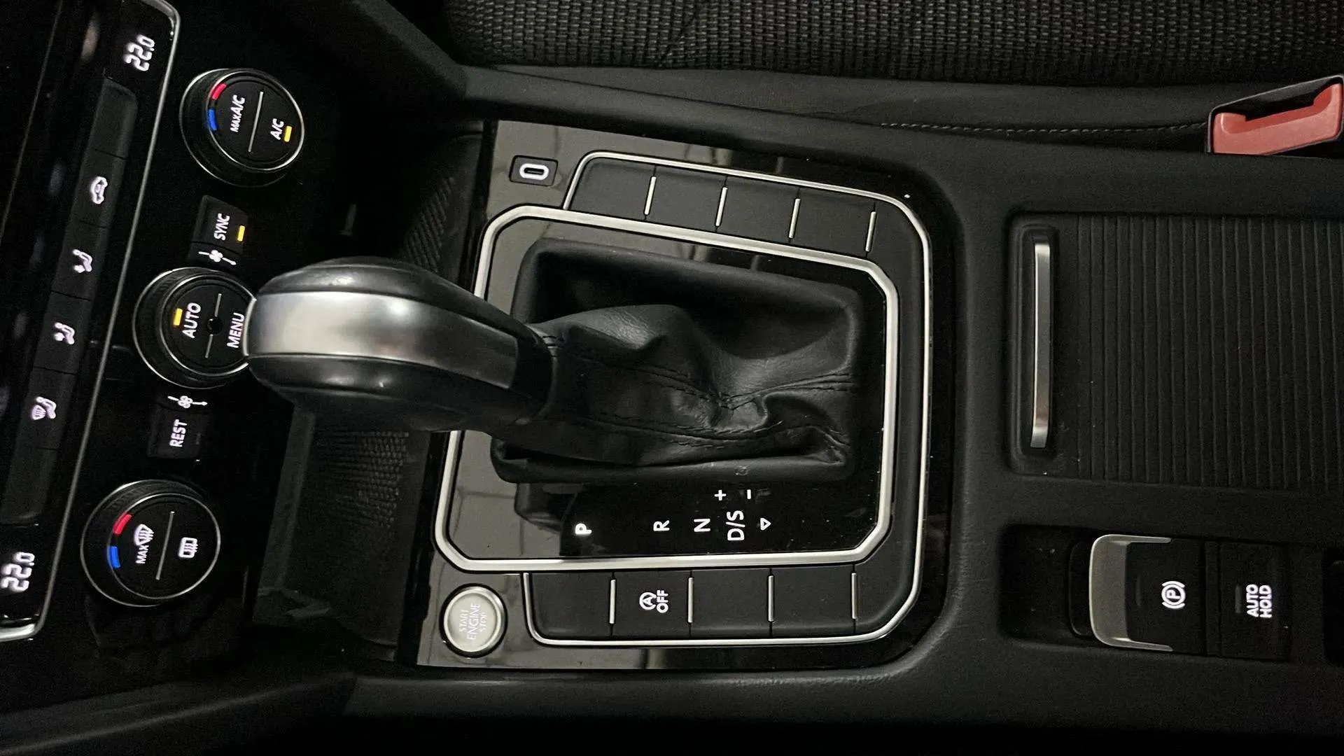 Volkswagen Arteon 2.0 TDI DSG - foto 8