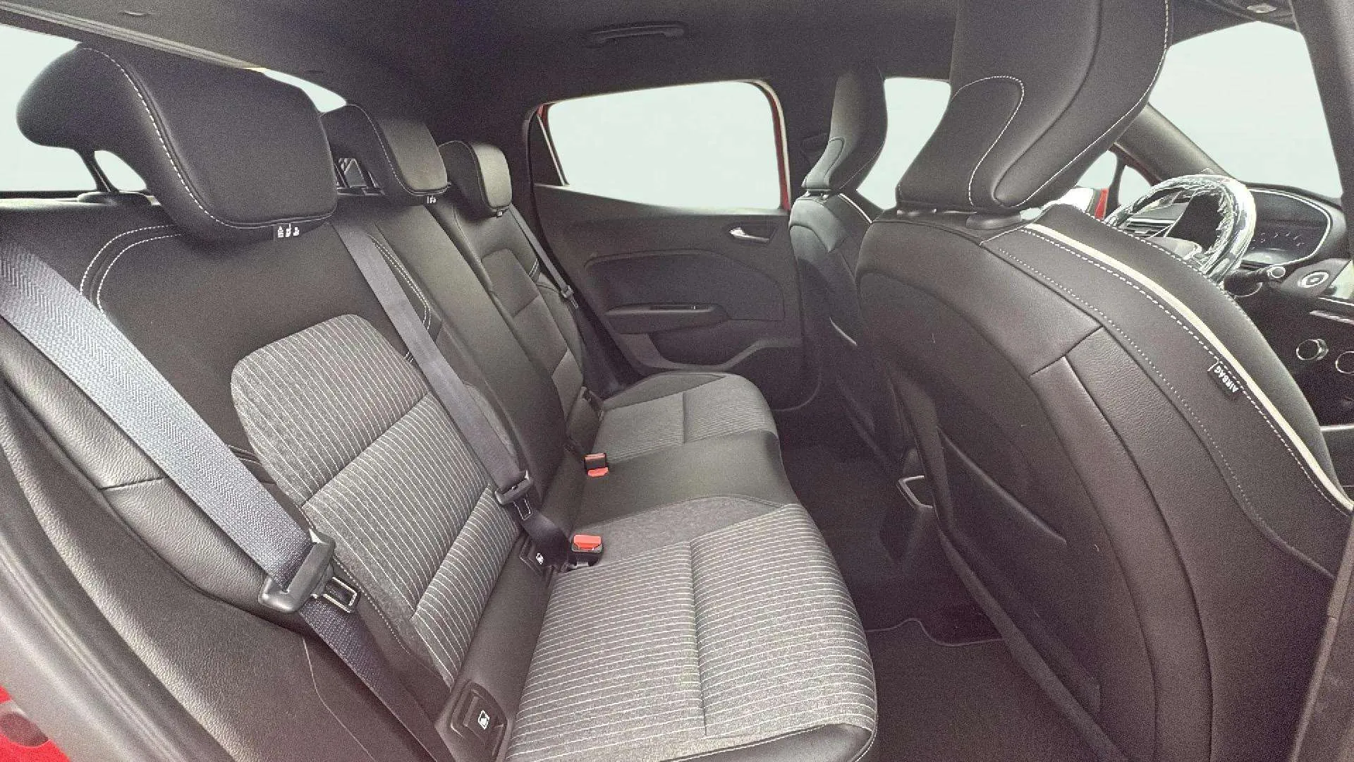 Renault Clio Intens TCe - foto 18