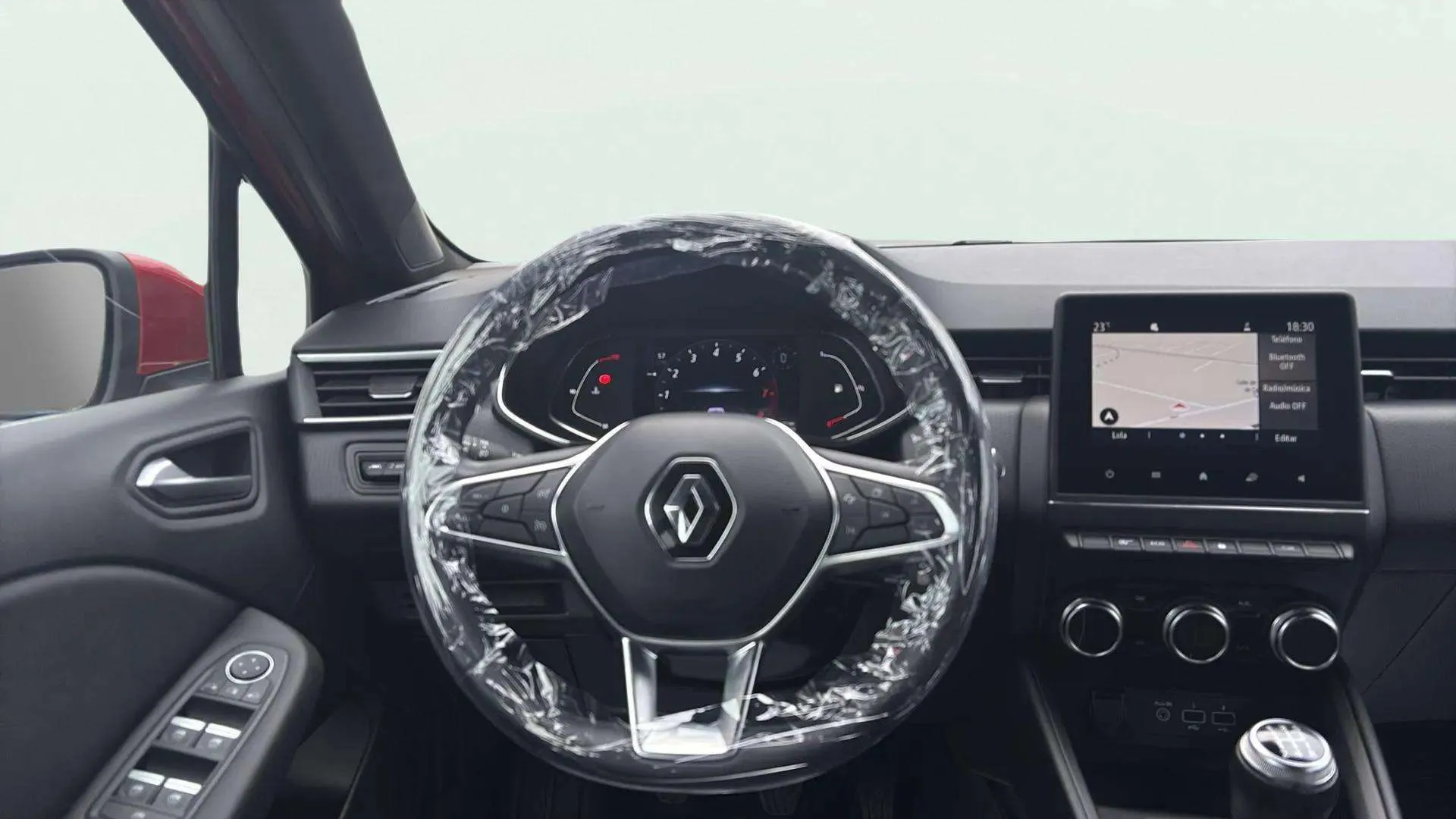 Renault Clio Intens TCe - foto 11