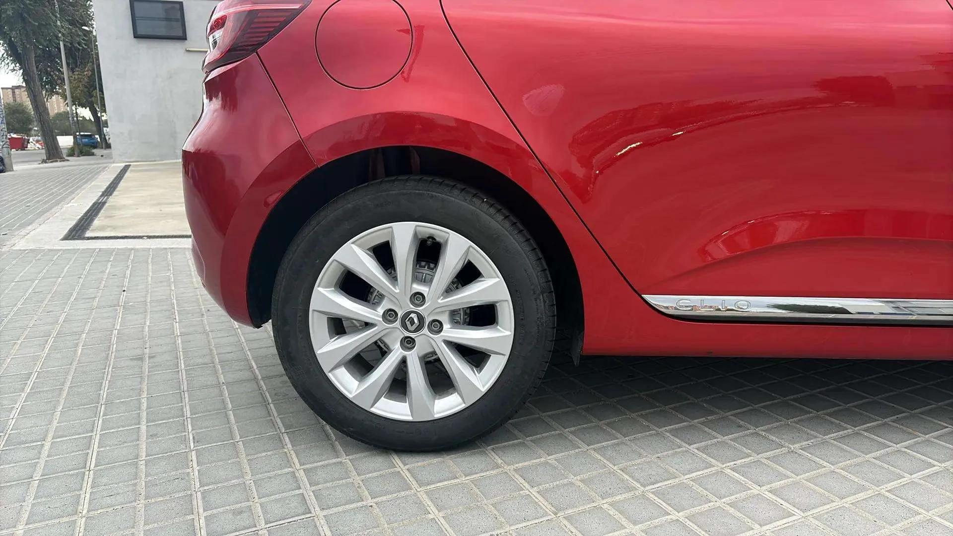 Renault Clio Intens TCe - foto 22
