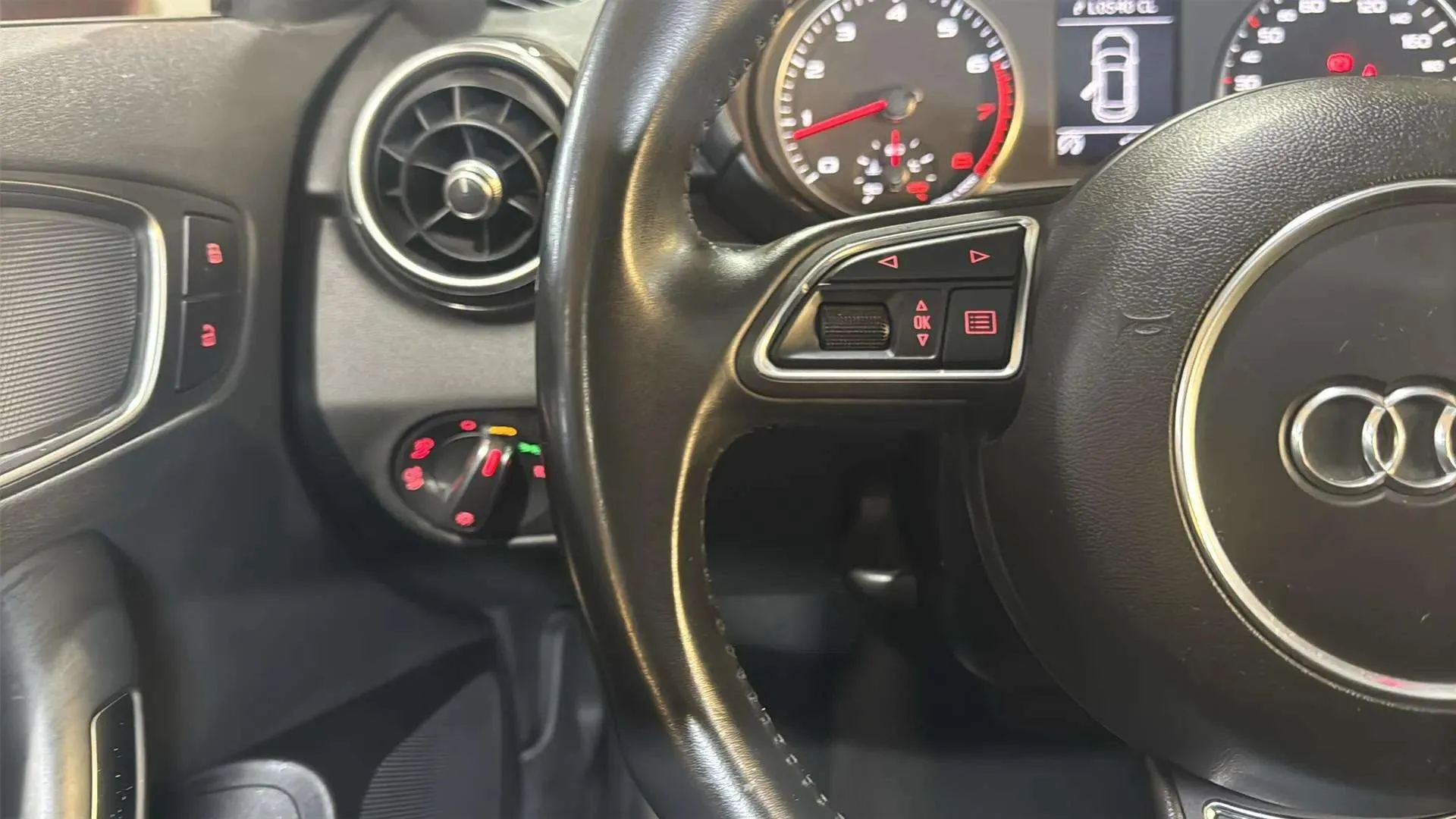 Audi A1 Active Kit 1.4 TFSI S tronic - foto 13
