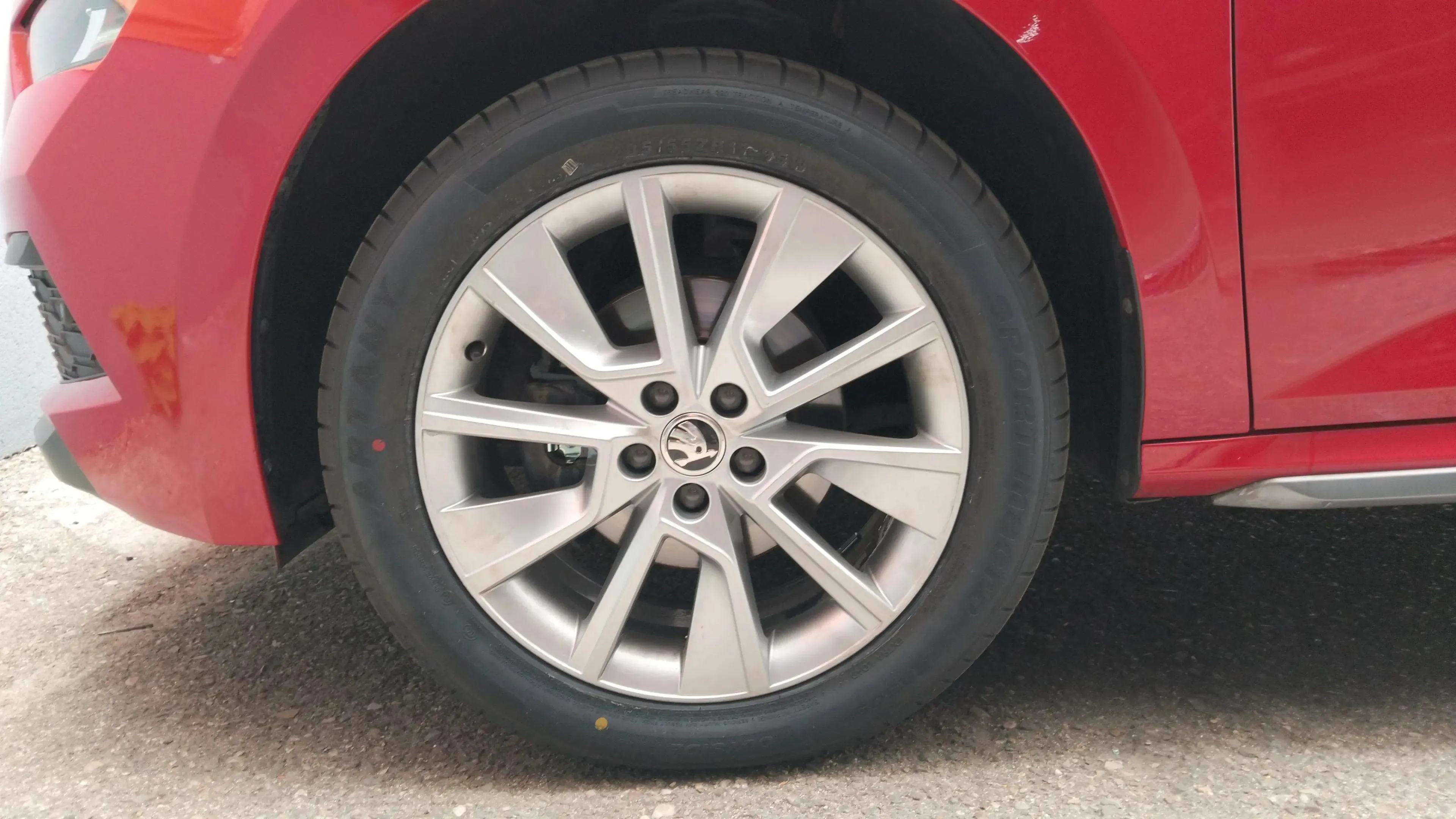 Škoda Kamiq 1.0 TSI DSG Ambition - foto 20